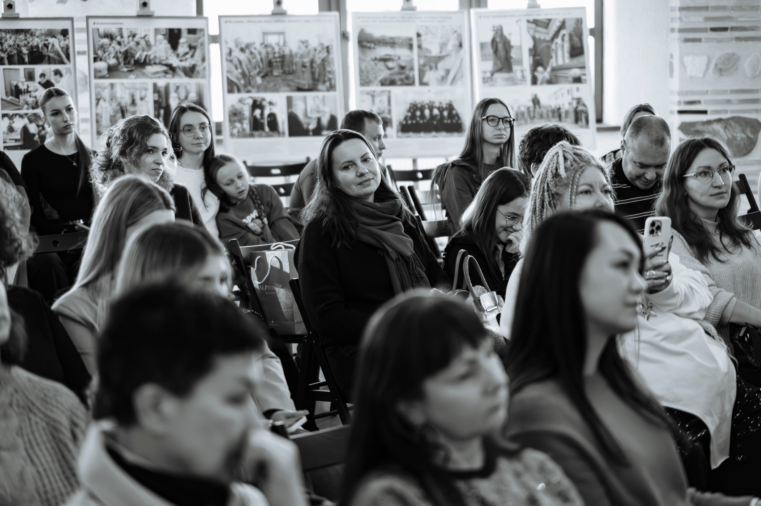 Репортажная съемка, съемка мероприятия, проект factor.by, финалист factor.by, Шамхал Хачатурян, Ибрагим Карасов, фактор бай, фотограф Ольга Шаповалова, съемка фанатов, минск, беларусь