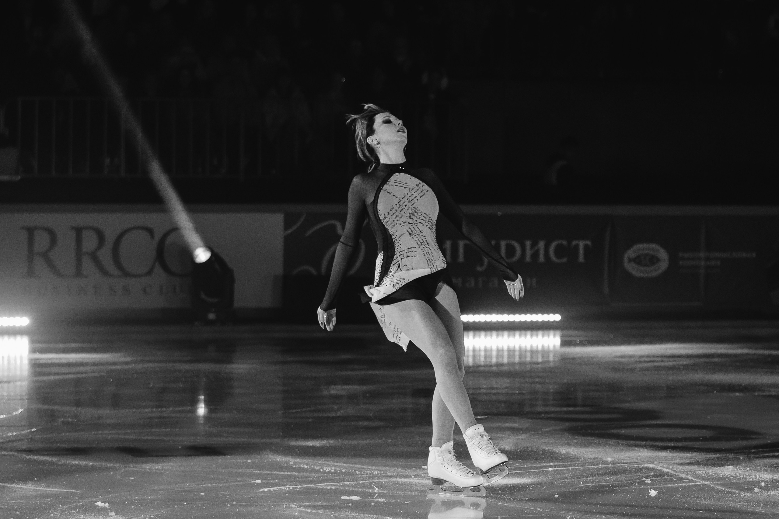 Шоу «Чемпионы на льду» в Новосибирске. Воробьева Ксения — Спортивный и танцевальный фотограф Новосибирск