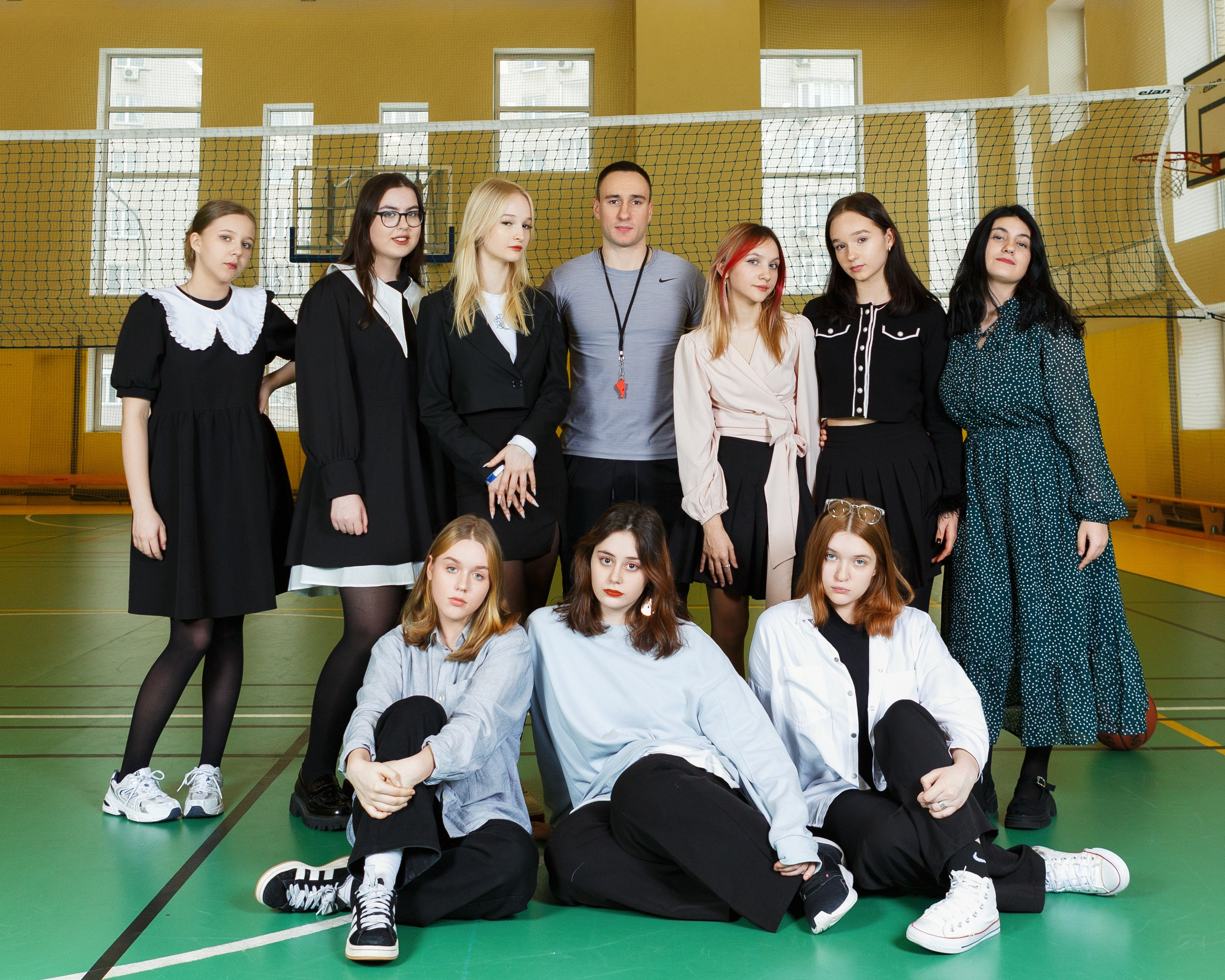 Выпускной альбом для 9 Класса. Выпускные альбомы и школьный фотограф в Подольске, Троицке, Щербинке, Москве и Московской области