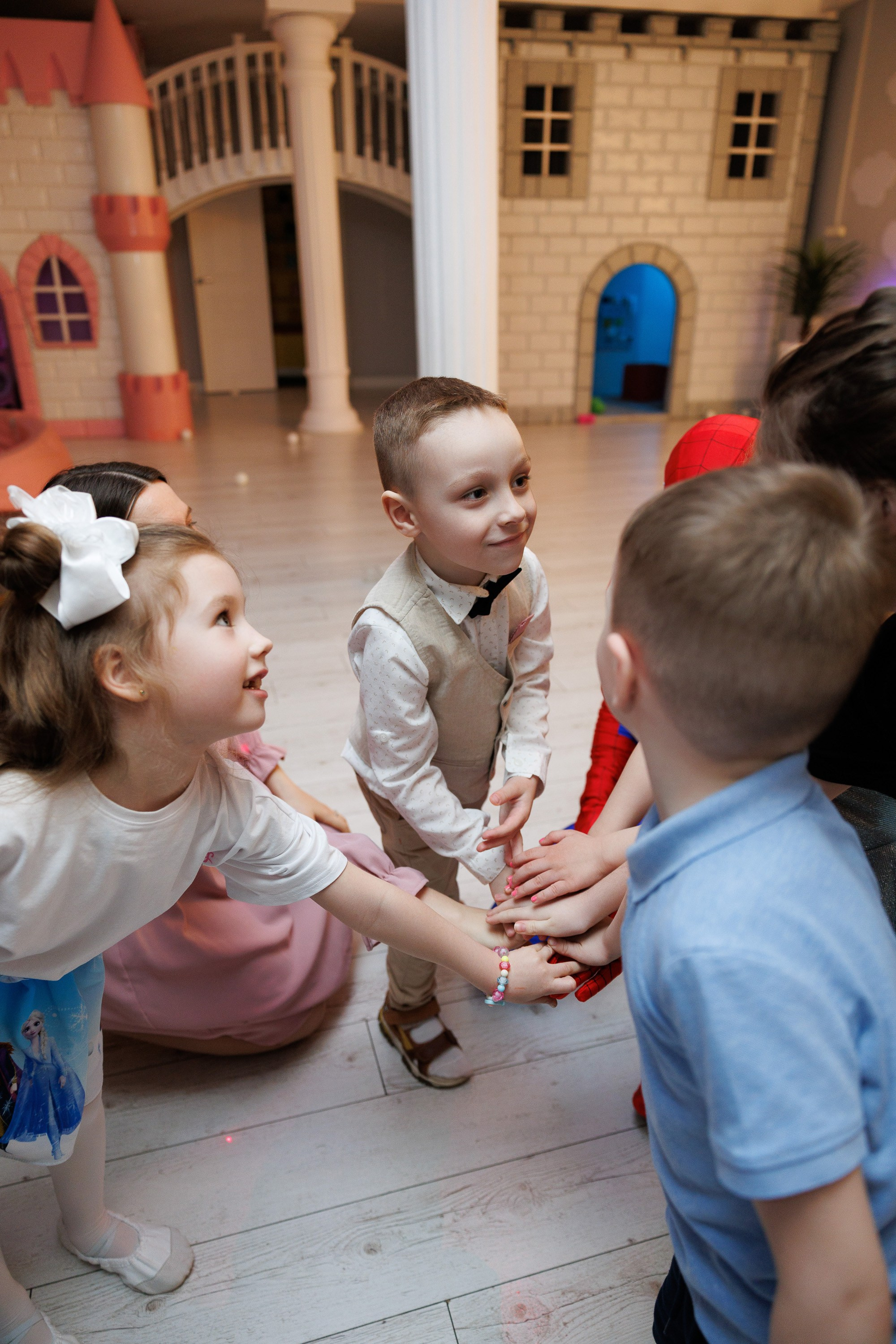 Детский день рождения в студии «Ромашка» в Оренбурге — Трансформеры