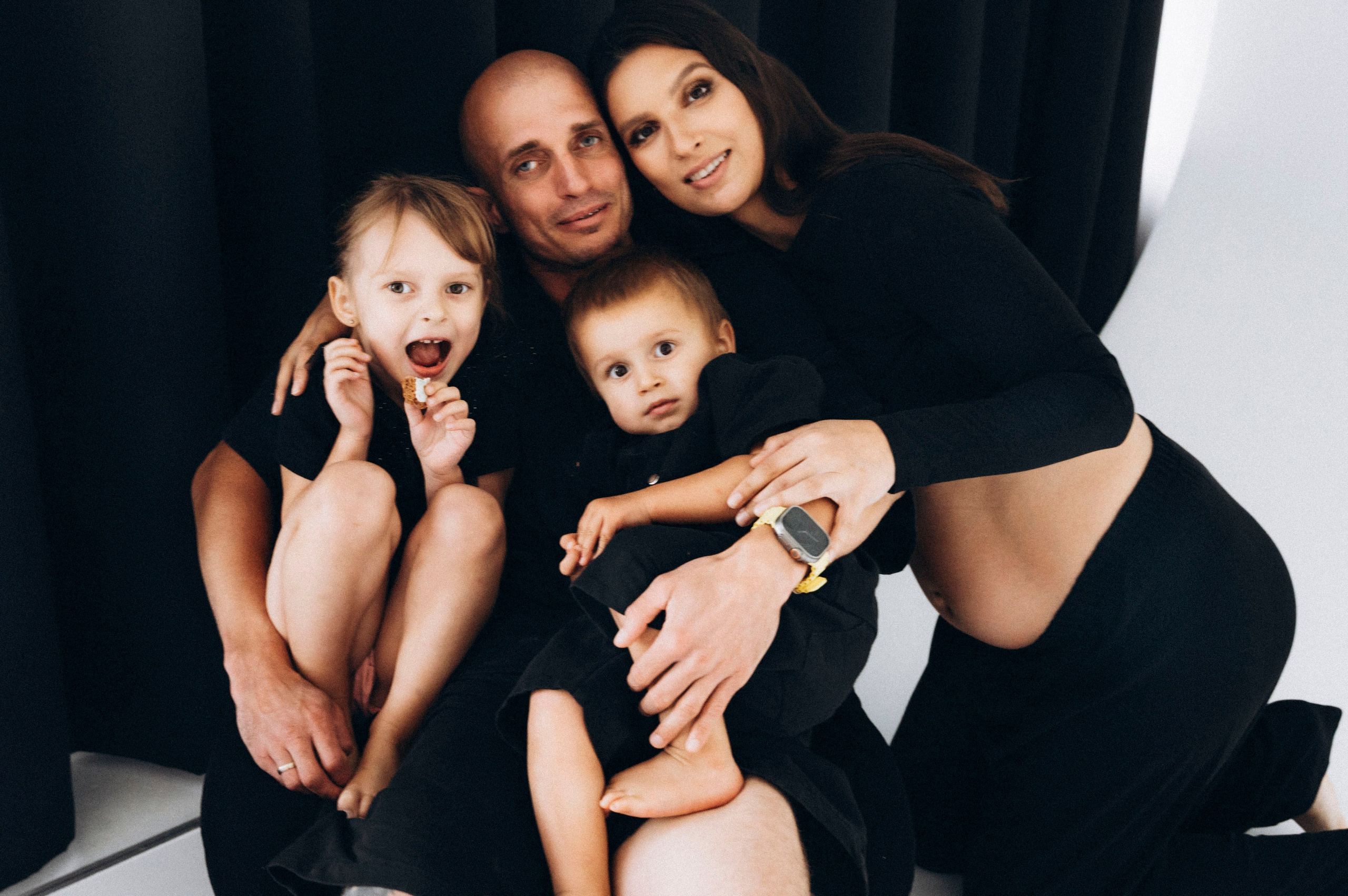 Фотограф беременности и семьи, домашние съемки