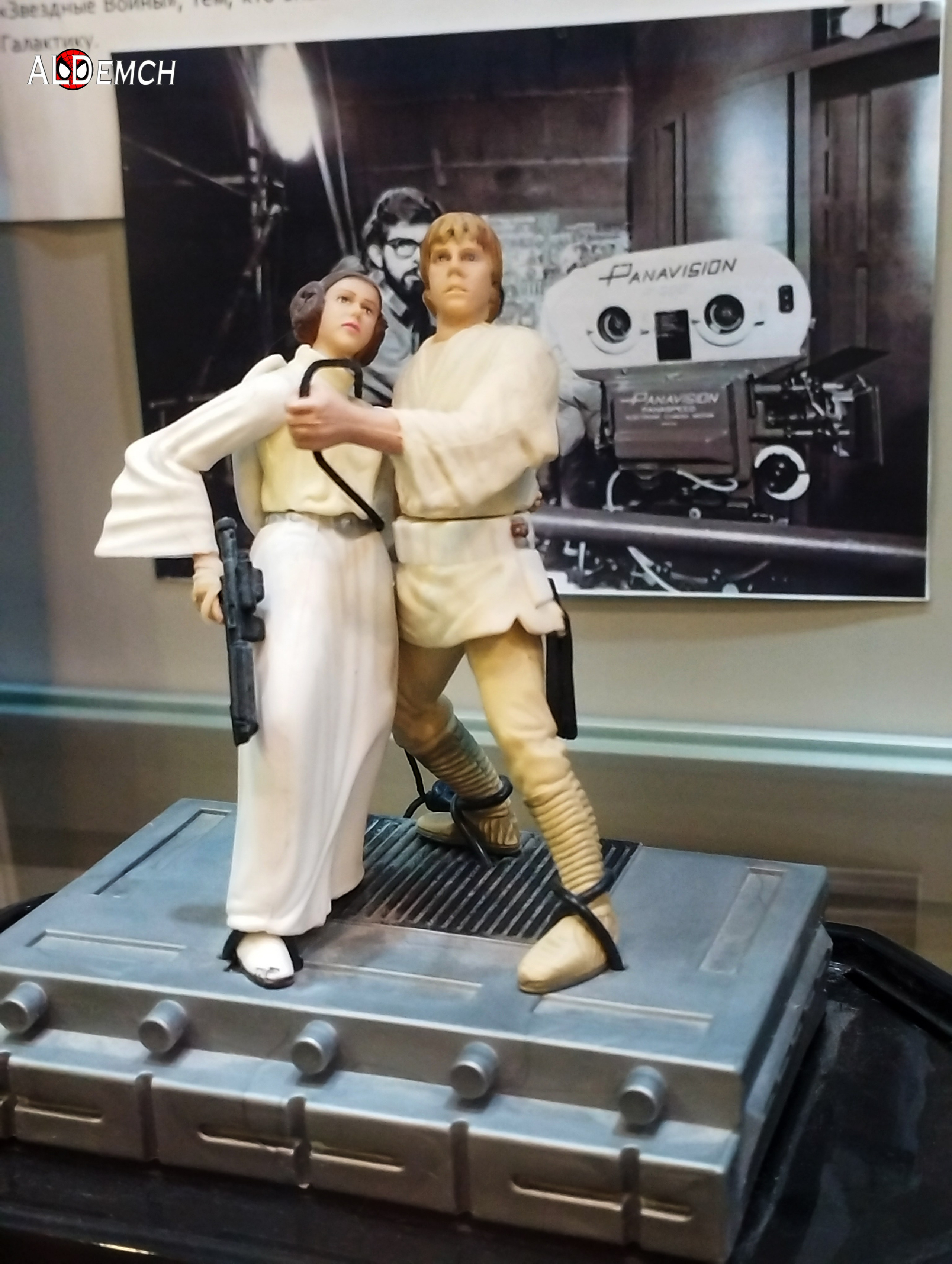 Фотосессия в музее Звездные Войны Далёкой Галактике в Москва