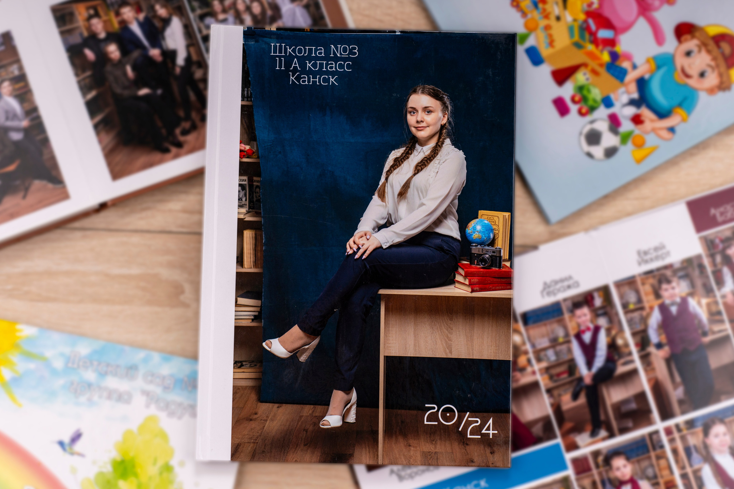 SelfiePlace создай свой альбом сам!. Студия выпускных альбомов VeryBook ®