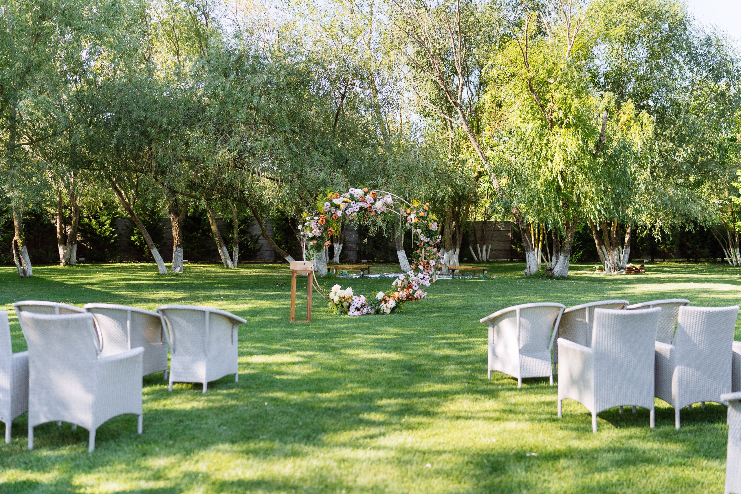 Свадьба Олега и Виктории в клубе «Ближняя дача»