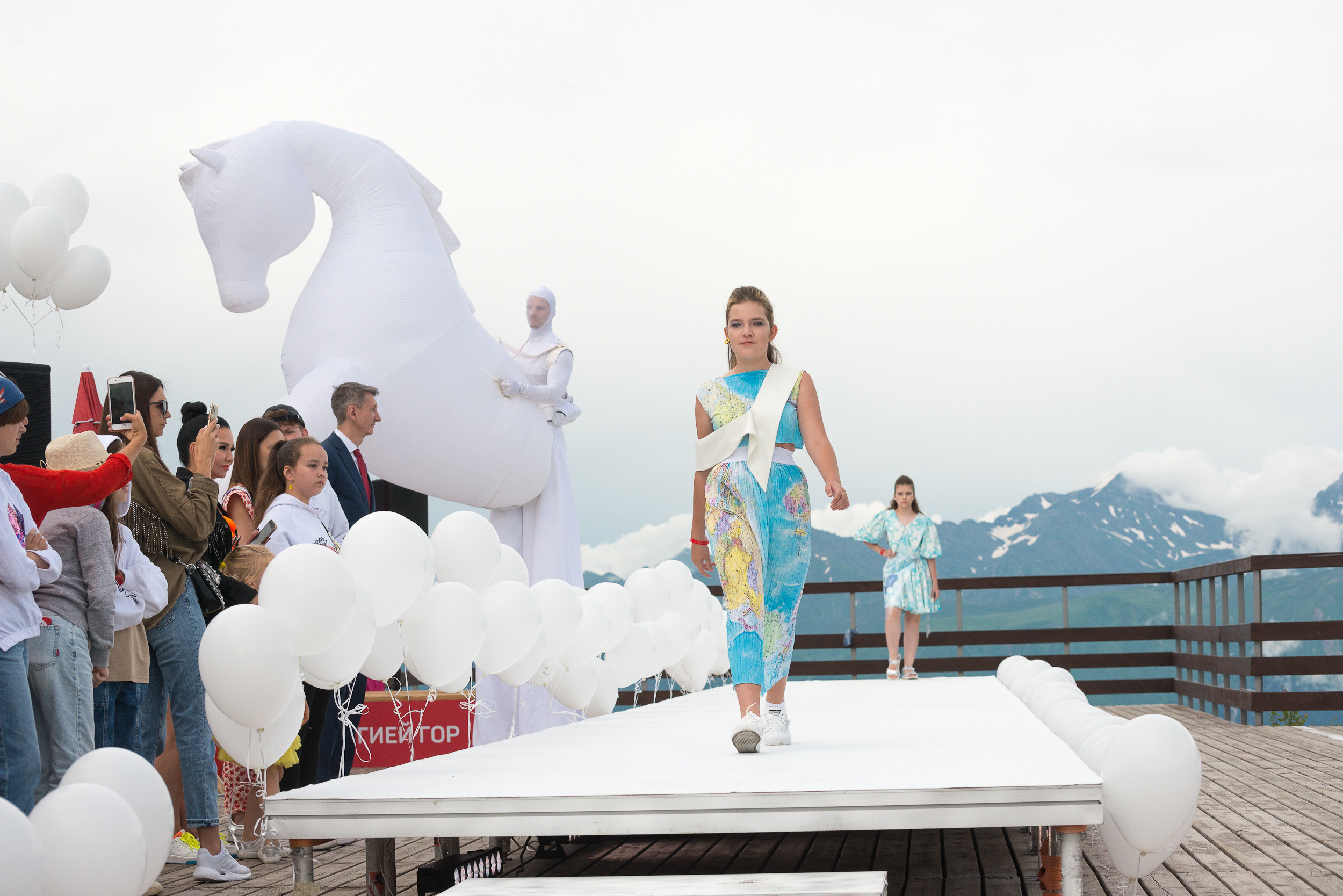 Высокогорный показ в Сочи. Портретный фотограф в Москве Алексей Михайлов