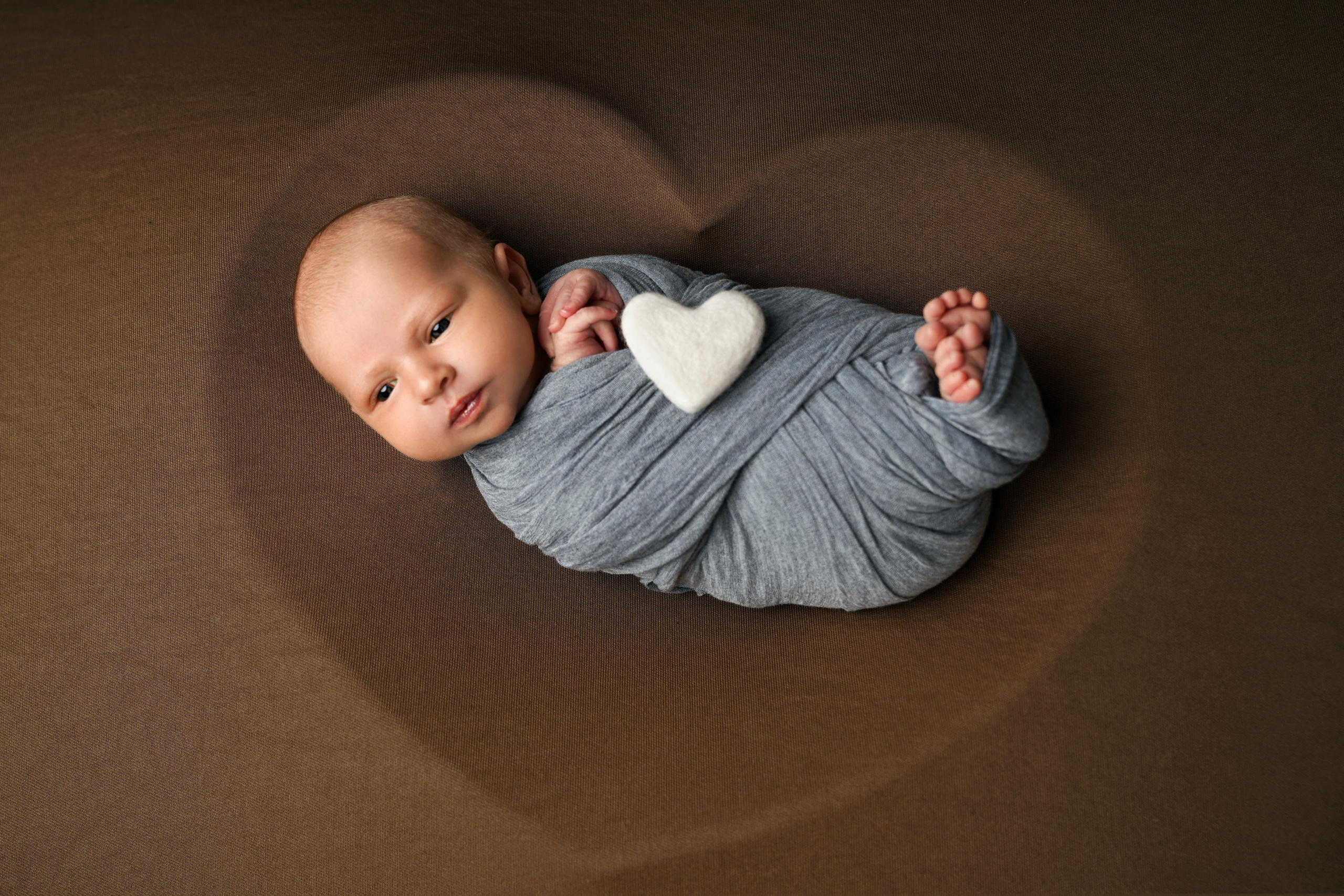 Фотосессия новорожденного (newborn). Фотограф новорожденных, детей до года и беременных в Симферополе