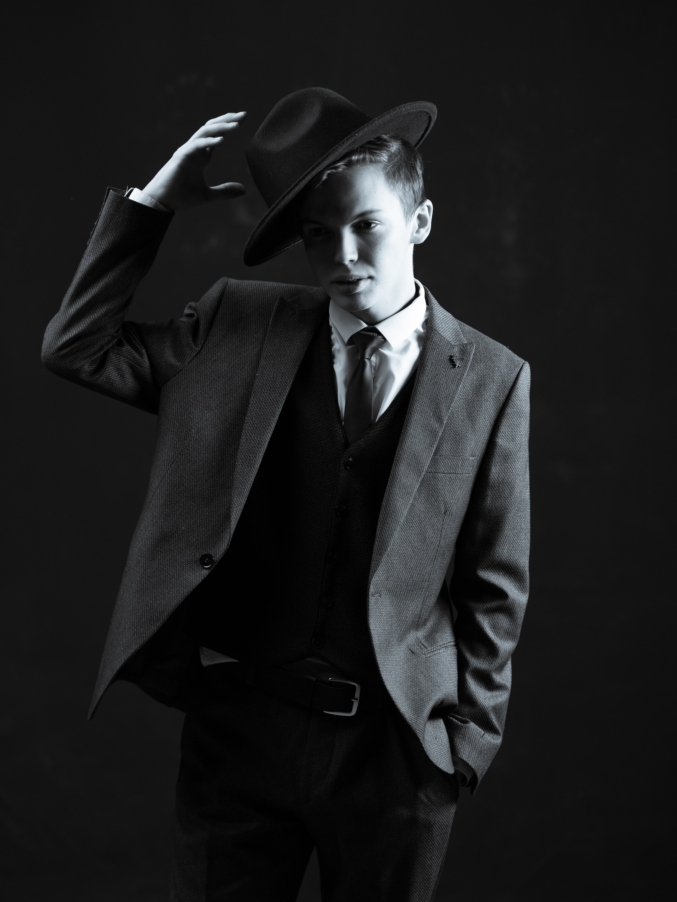 Портретный и репортажный фотограф в Казани Андрей Богданов