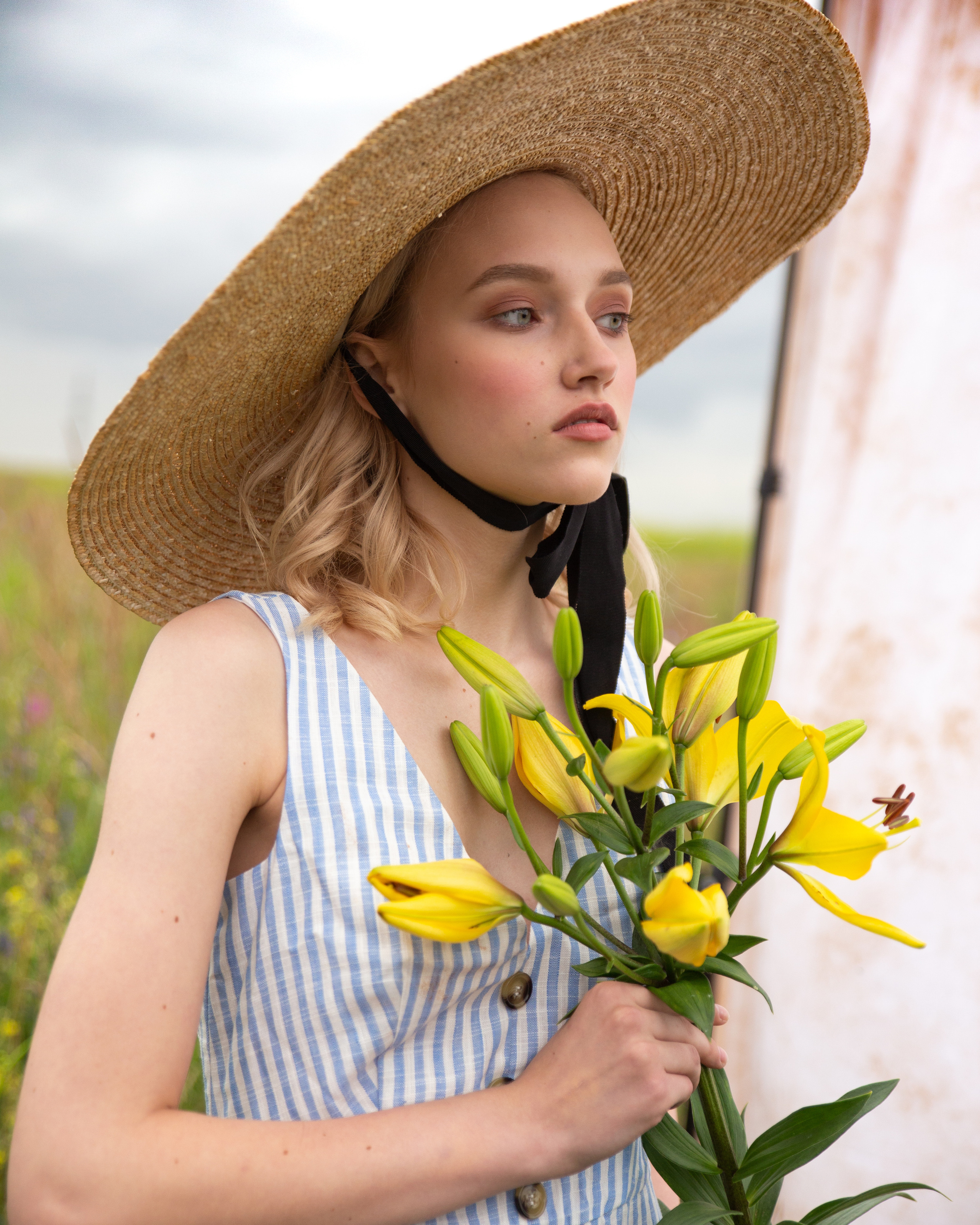 Девушки, гортензии, машина и собака. Анна Самохина. Фотограф. Москва