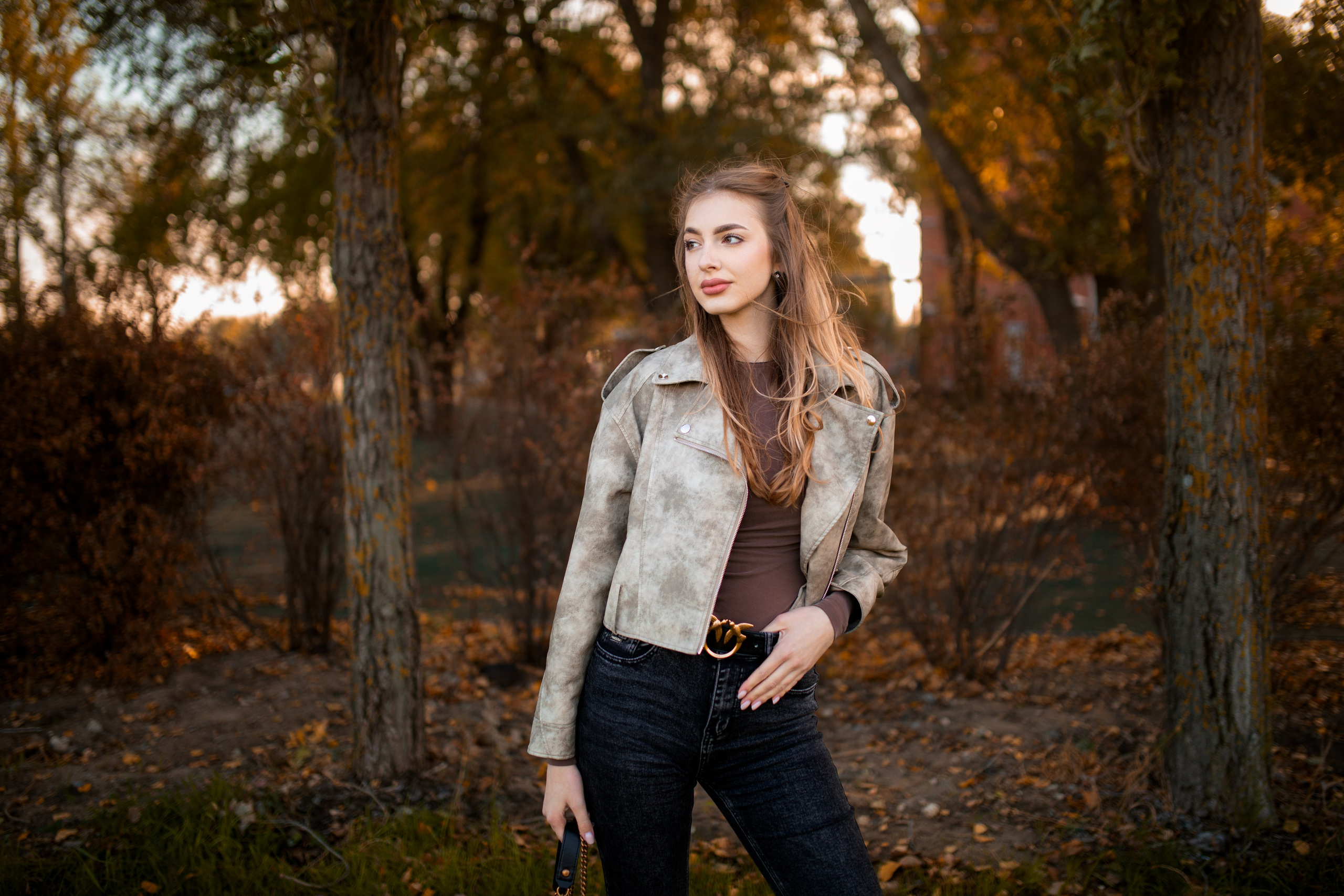 Осенняя городская съемка с Ксенией в формате для «себя». Дмитрий Шульгин, портретный фотограф в Воронеже