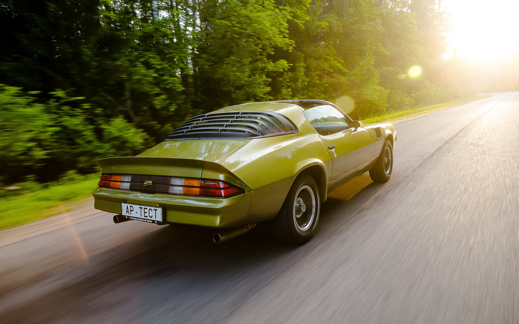 Ford Mustang vs Chevrolet Camaro. Фотограф Дмитрий Питерский