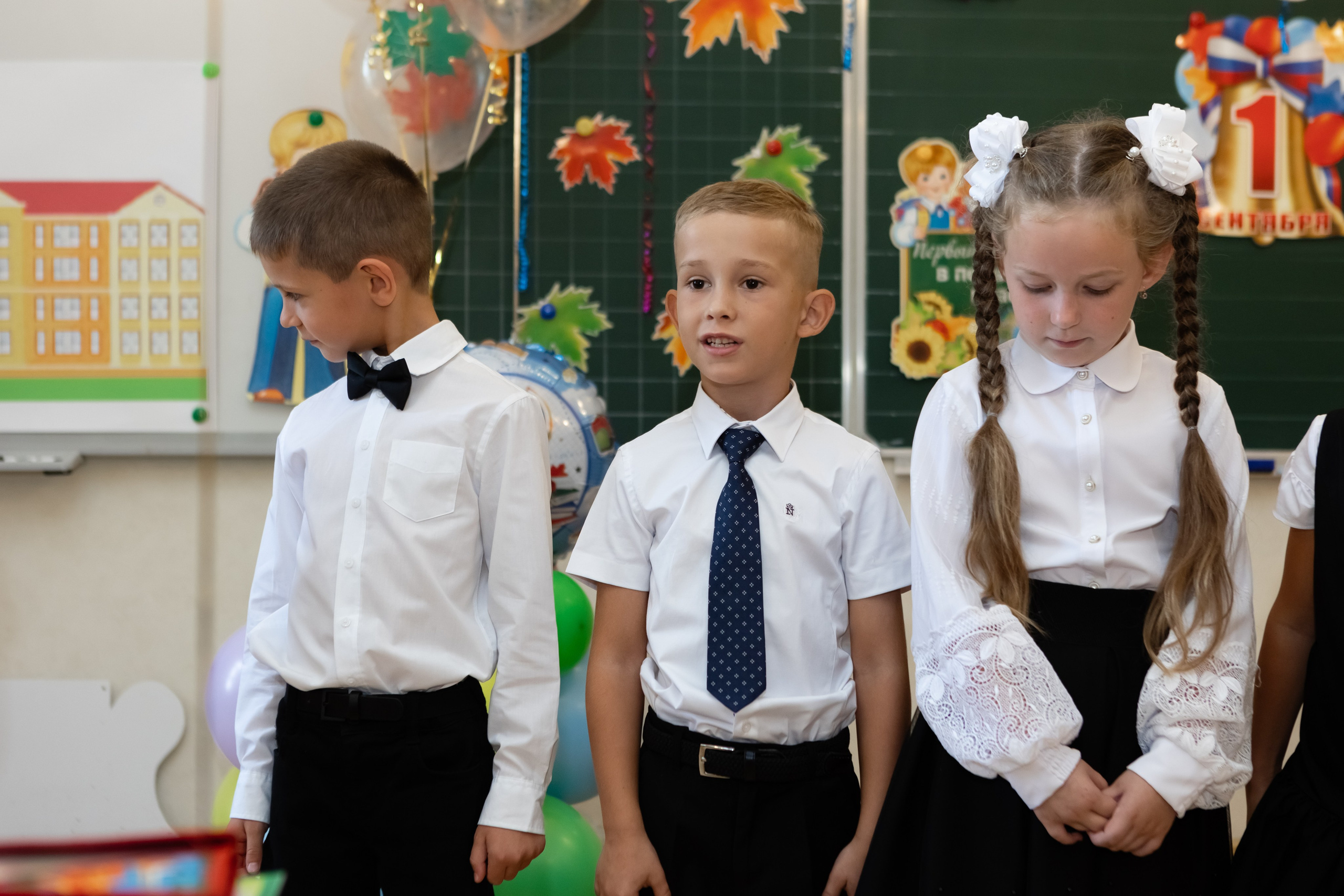 Первый раз — в первый класс. Фотосессия первоклассников 1 сентября. Свадебный фотограф, фотосъемка в Крыму, Севастополе, Симферополе, Ялте