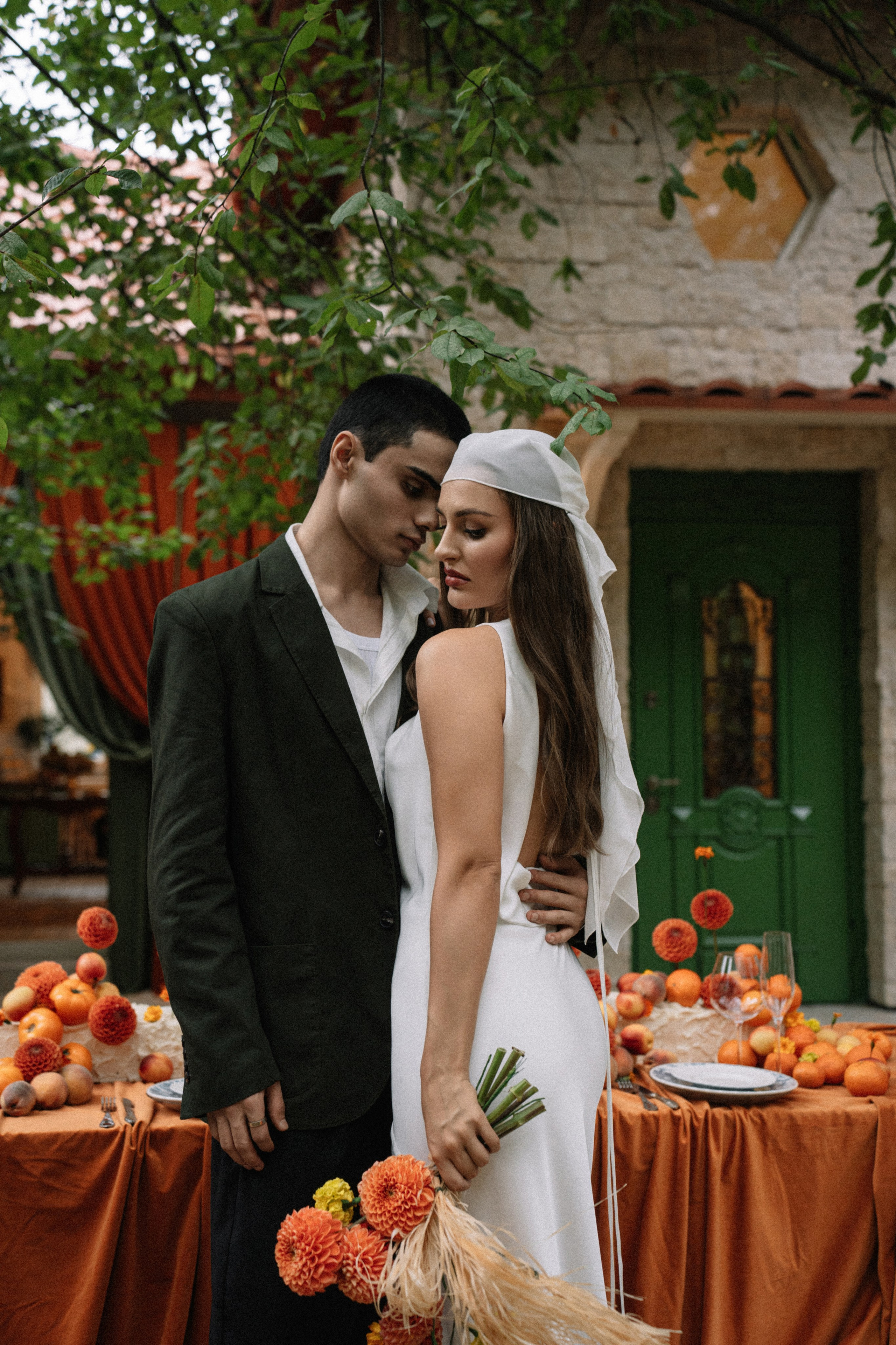 Свадебная фотосессия на вилле VILLA ROSSA