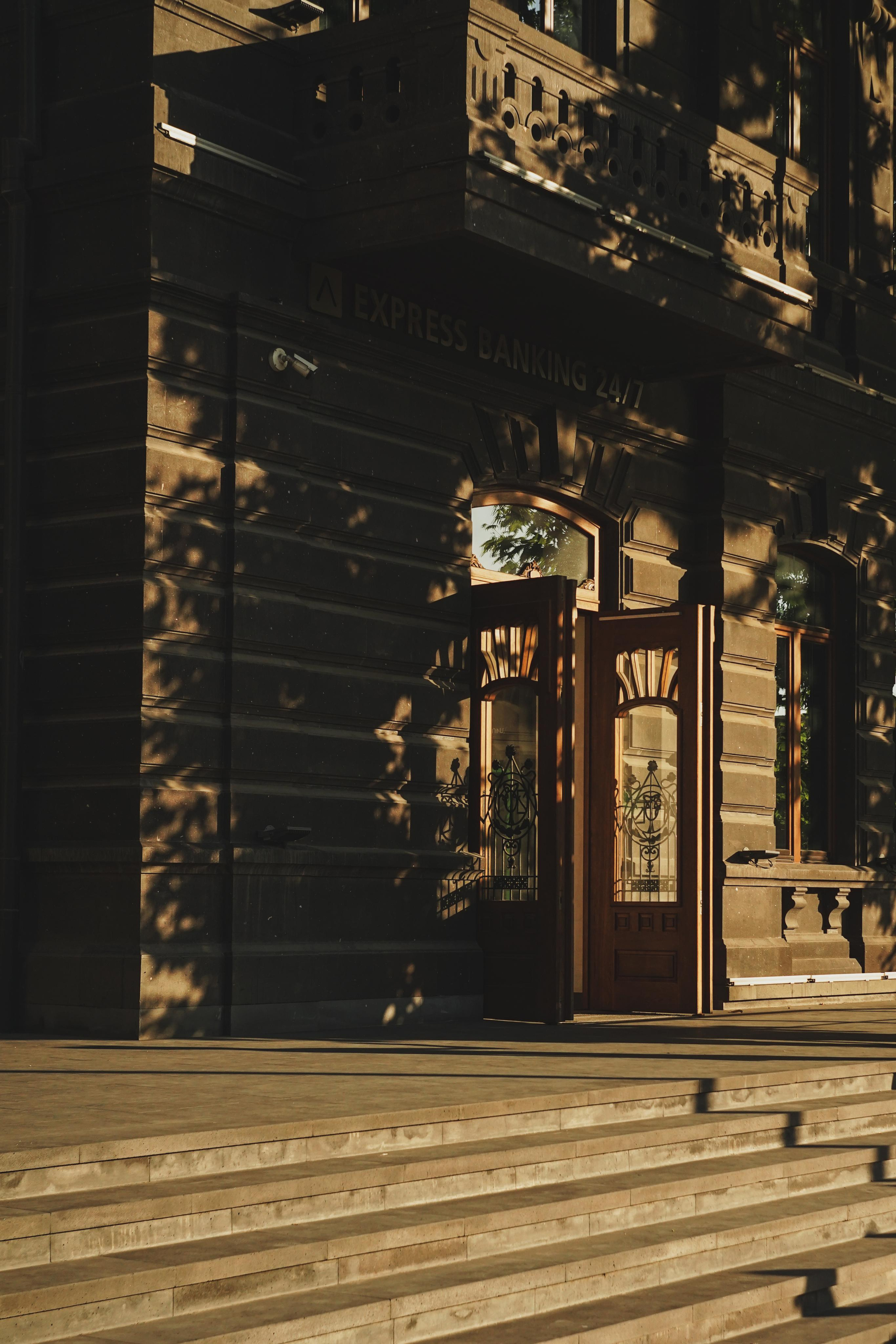 Armenia. Photograph and videograph in Israel