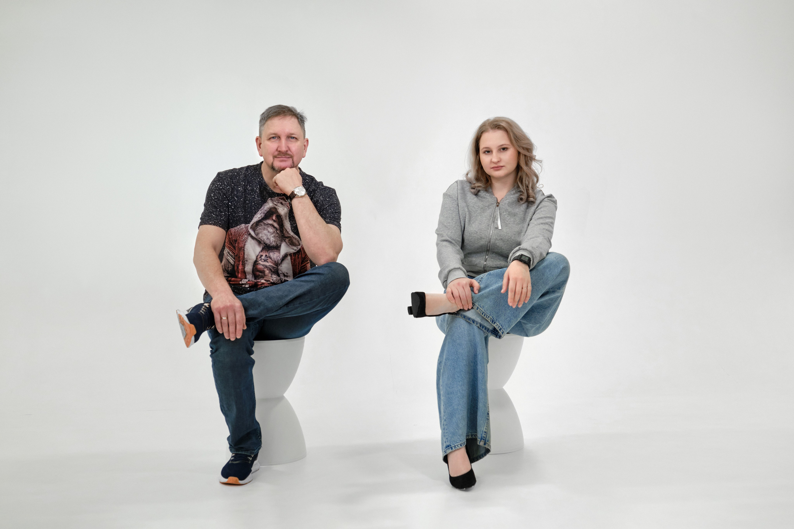 Семейная фотосессия в Самаре. Идеи и образы для съёмки в студии