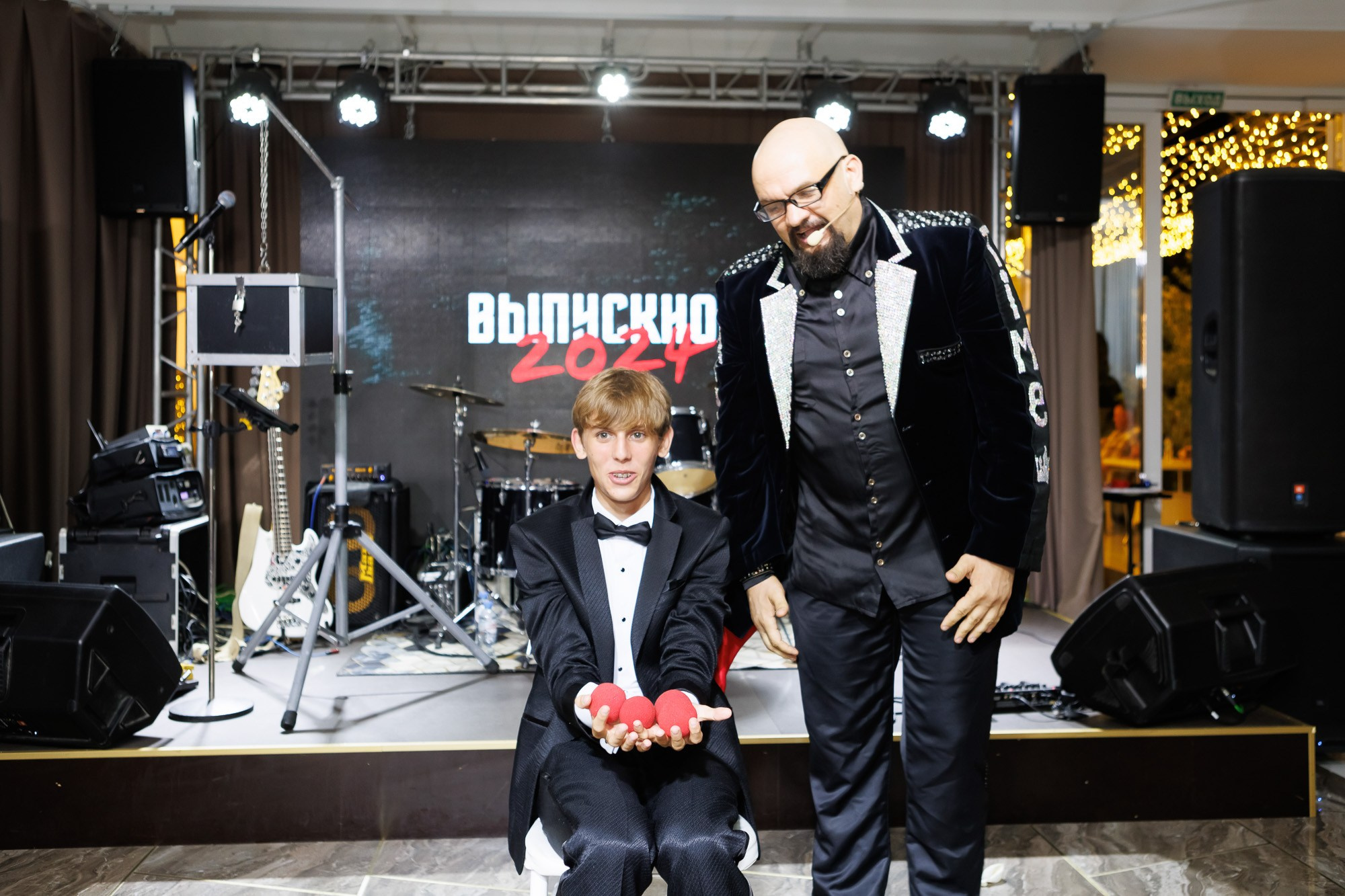 Выпускной вечер в Севастопольской гимназии № 1 имени А. С. Пушкина. Свадебный фотограф, фотосъемка в Крыму, Севастополе, Симферополе, Ялте