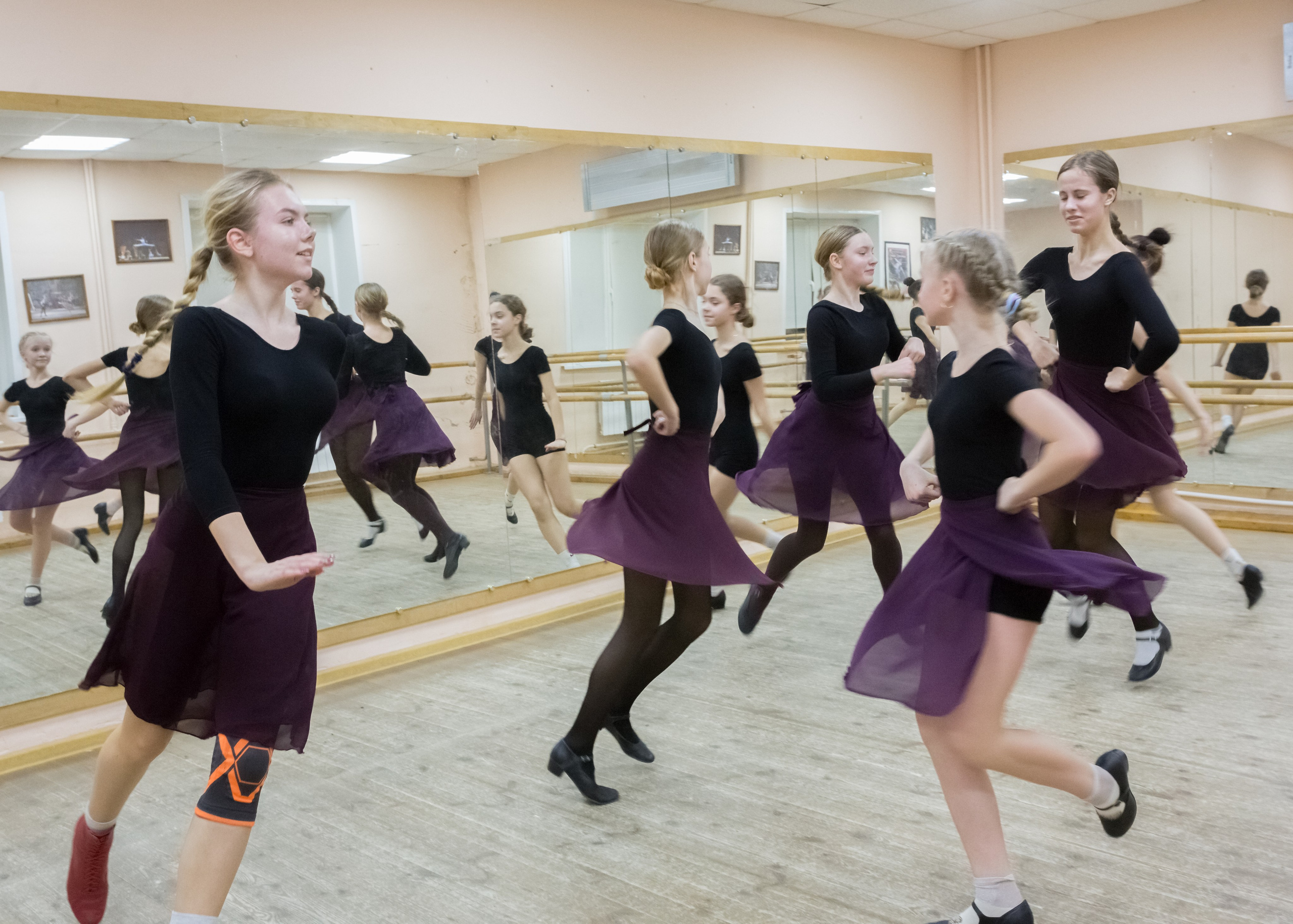 ВЫШНИЙ ВОЛОЧЕК. Контакты