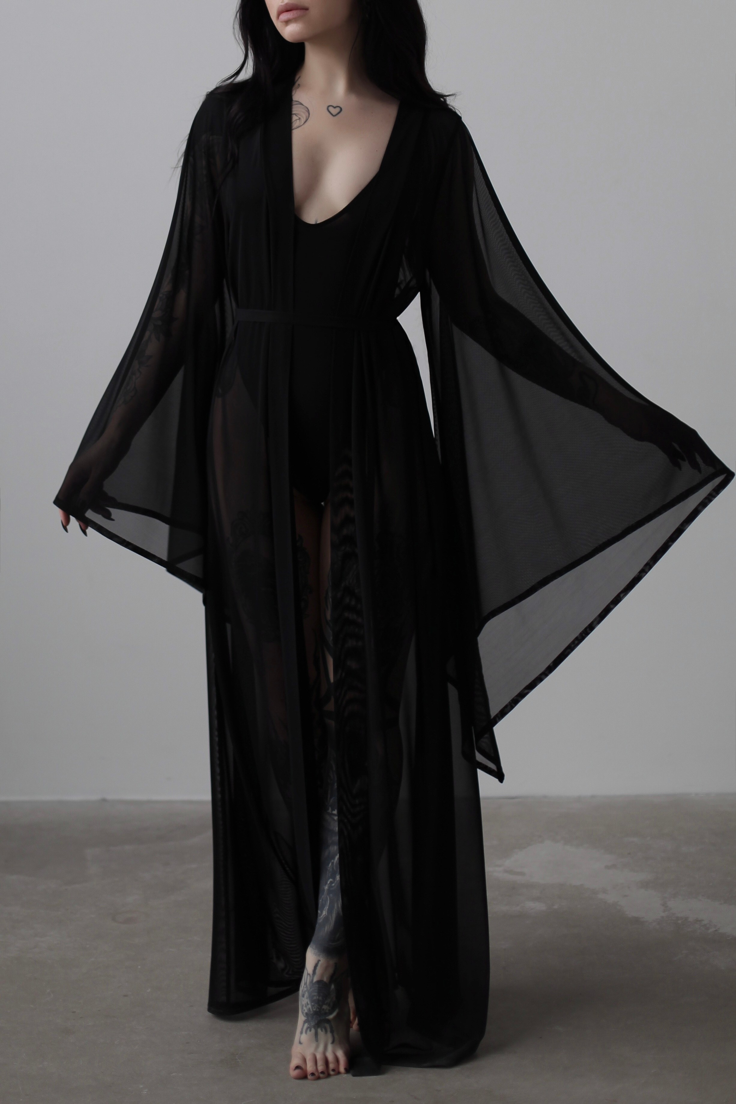 Комплект 'Dark Fetiche'. Лиза Бродская — фотограф в Москве