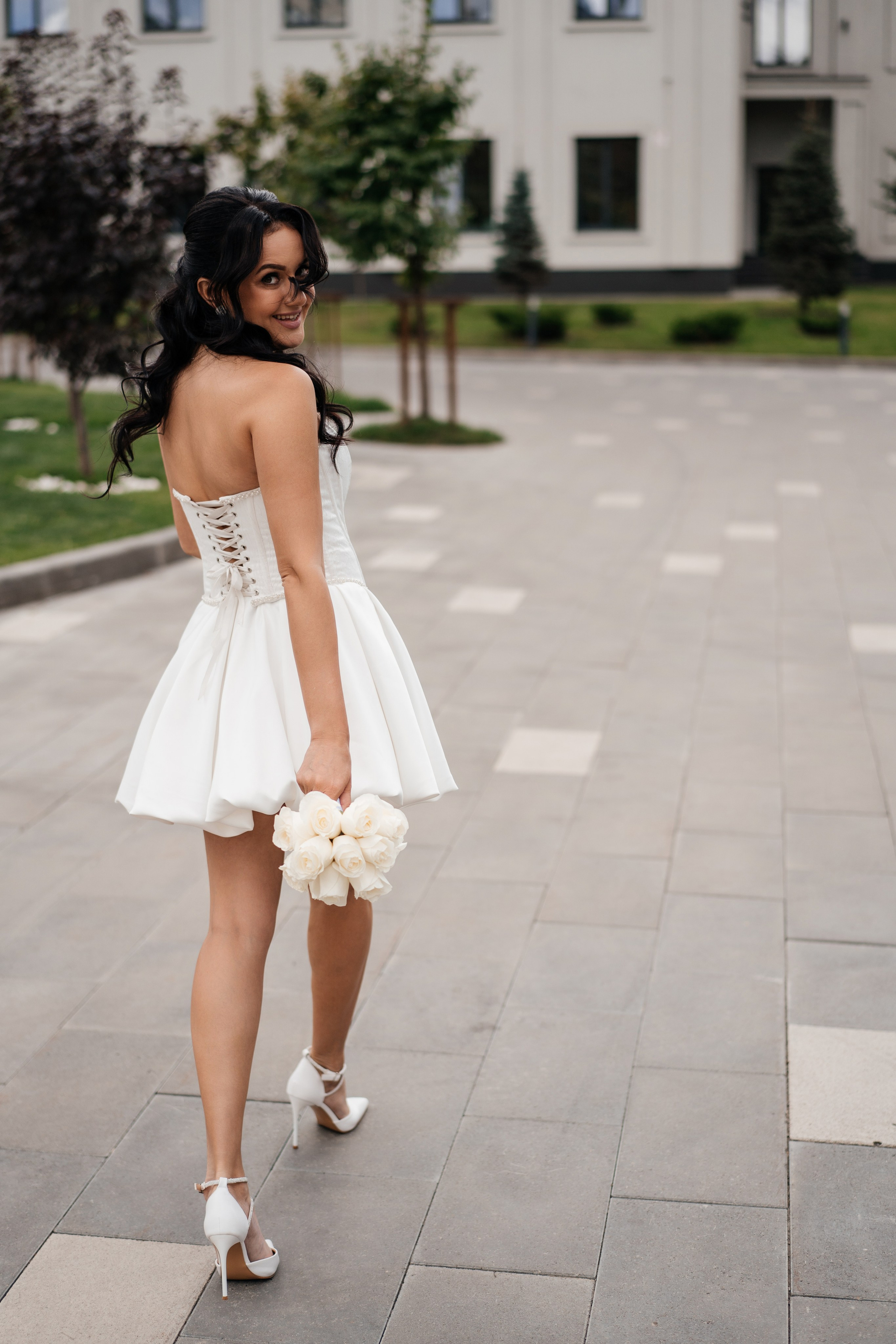 Прогулочная фотосессия для невесты