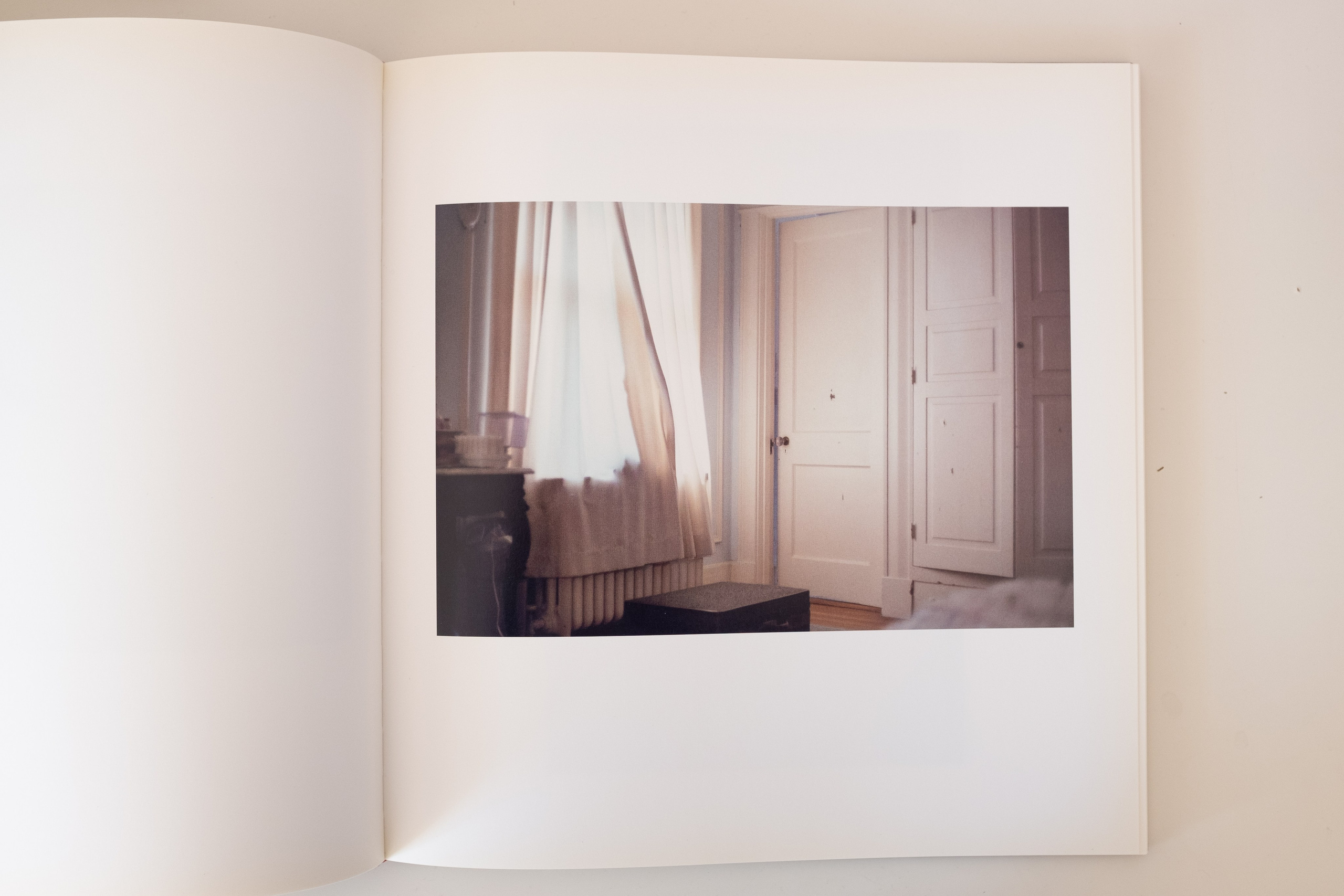 Фотокнижная библиотека Дмитрия Ширшова. Фотограф и исследователь фотографии из Санкт-Петербурга Елизавета Веприцкая