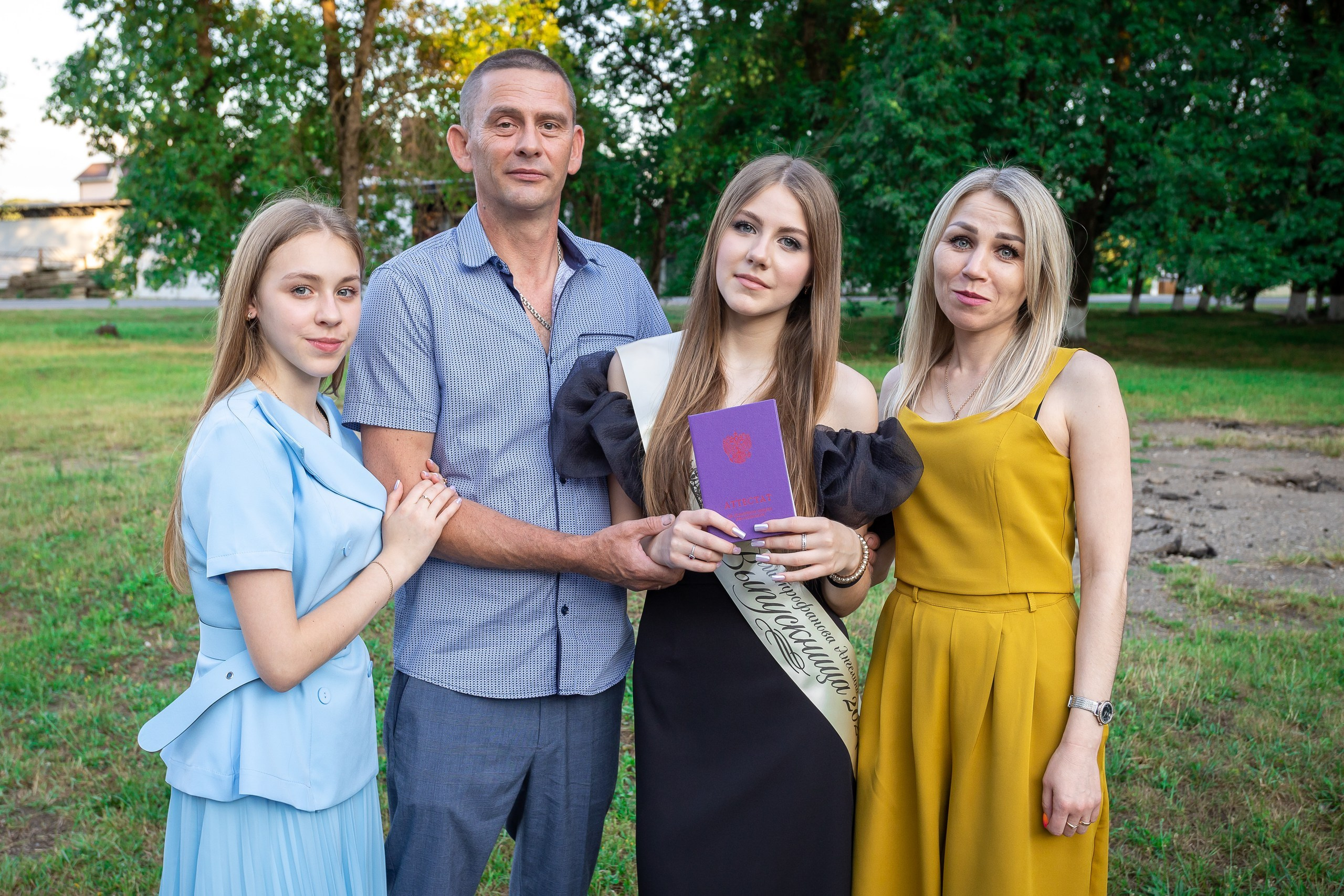 Вручение аттестата 2024 г. Выпускные альбомы Майкоп, Краснодар Елена Золотарева