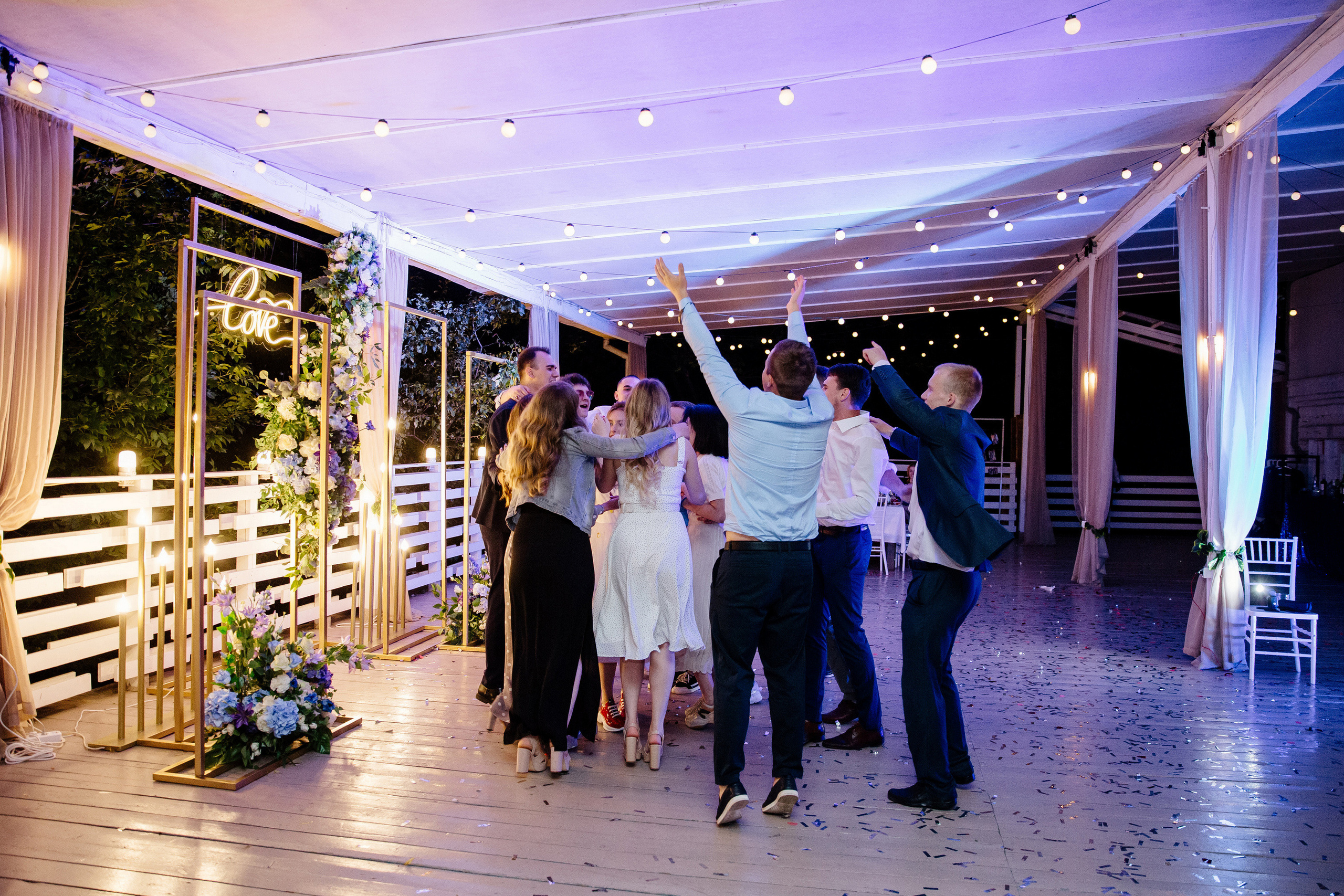 Дворец бракосочетания на ВДНХ. Свадьба на ВДНХ. Свадебный банкет в Forest Hall Форест Холл. Свадьба в Сокольниках. Свадебный и семейный фотограф Екатерина Иванова