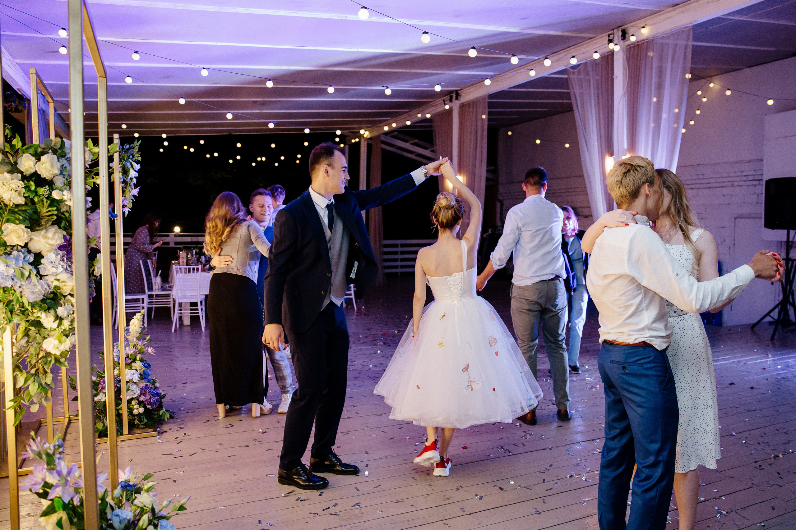 Дворец бракосочетания на ВДНХ. Свадьба на ВДНХ. Свадебный банкет в Forest Hall Форест Холл. Свадьба в Сокольниках. Свадебный и семейный фотограф Екатерина Иванова