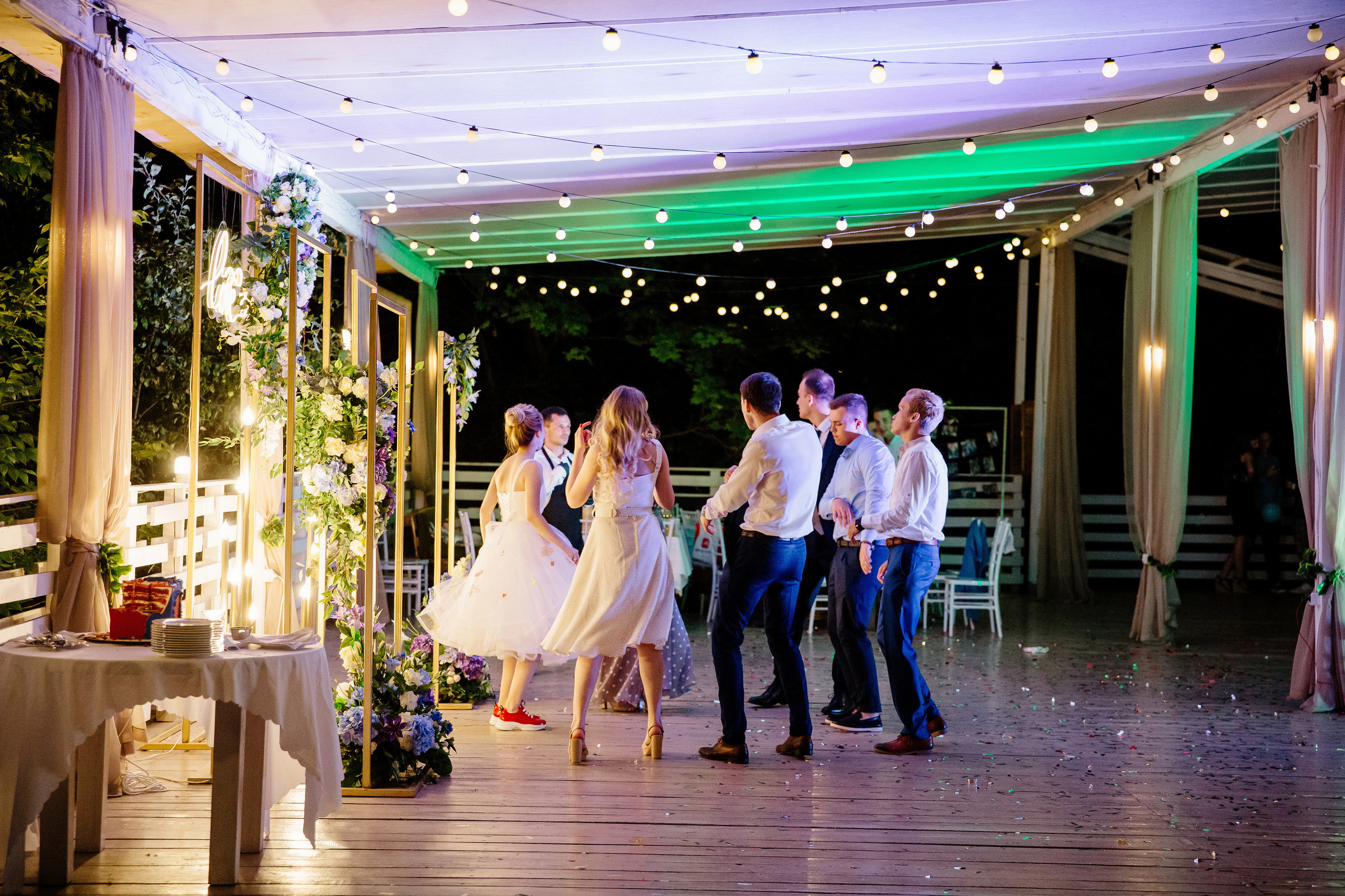 Дворец бракосочетания на ВДНХ. Свадьба на ВДНХ. Свадебный банкет в Forest Hall Форест Холл. Свадьба в Сокольниках. Свадебный и семейный фотограф Екатерина Иванова