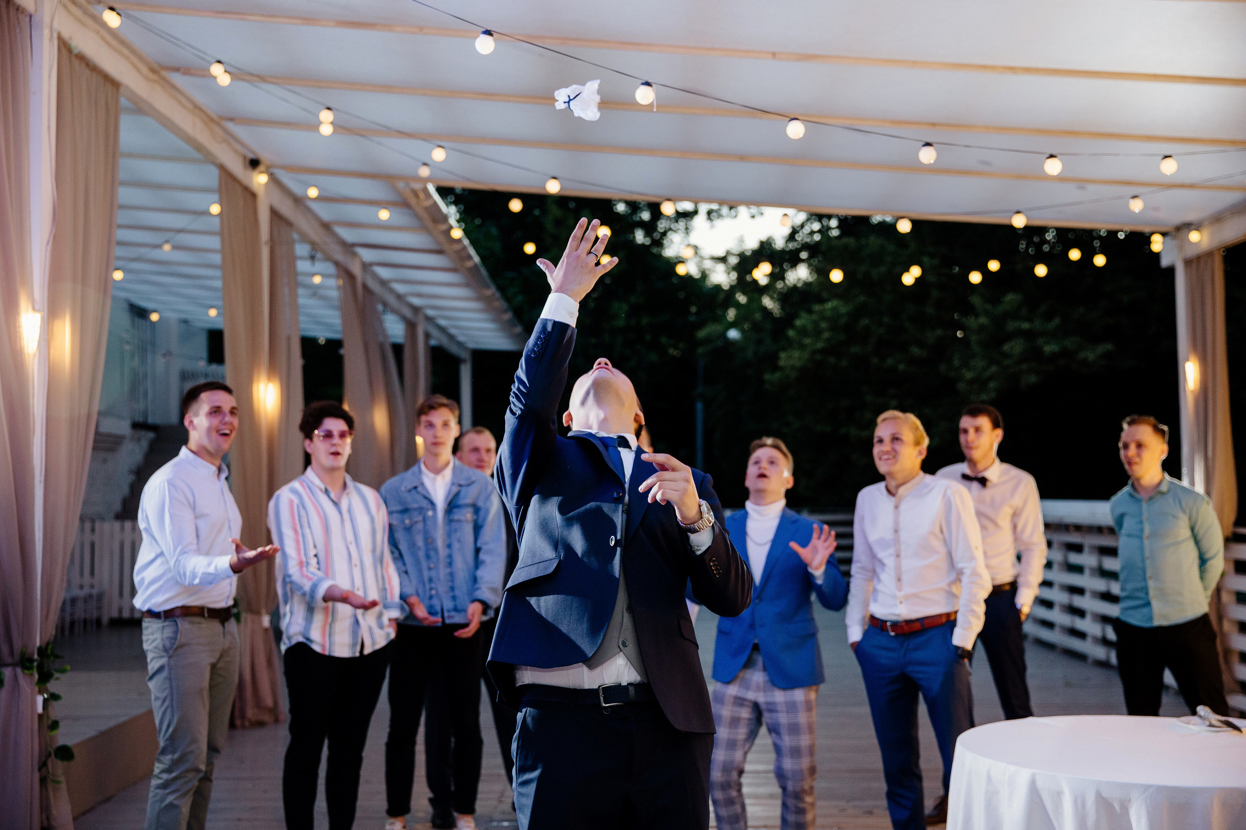 Дворец бракосочетания на ВДНХ. Свадьба на ВДНХ. Свадебный банкет в Forest Hall Форест Холл. Свадьба в Сокольниках. Свадебный и семейный фотограф Екатерина Иванова