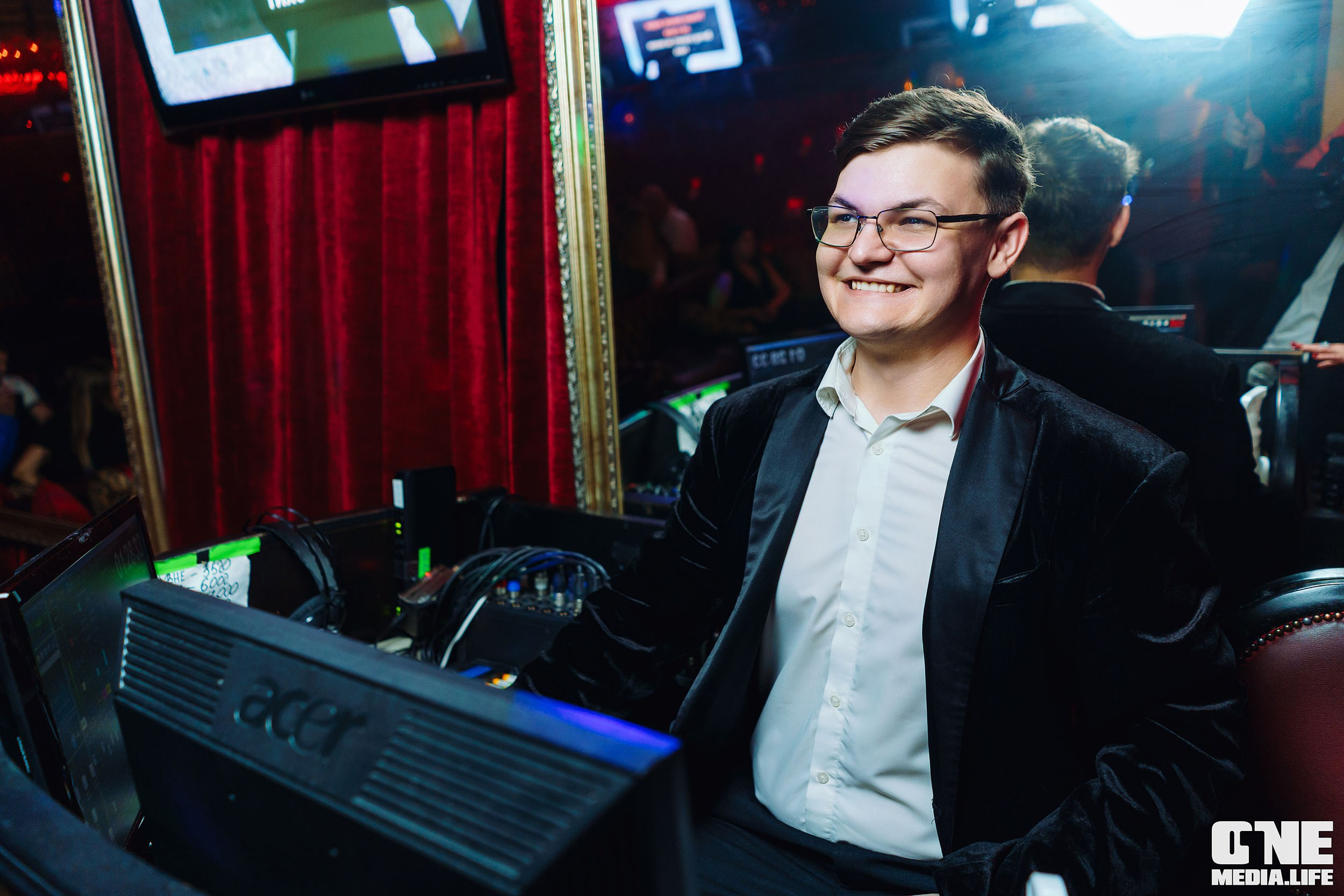 Фоторепортаж из РК Планета. One Media Life: фоторепортажи, фотоотчеты с мероприятий и заведений