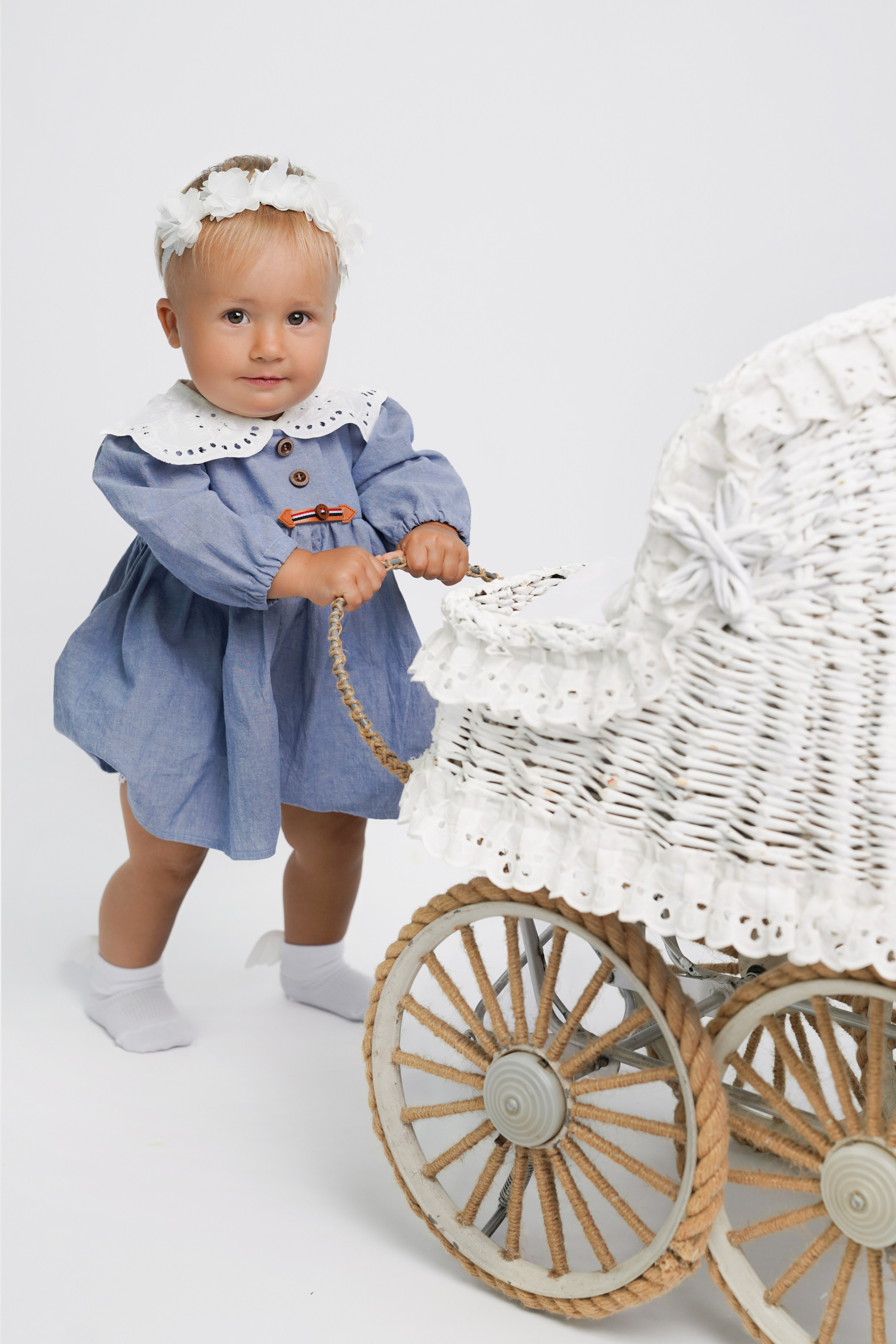 Фотосессия ГОДОВАСИЕ. Фотограф новорожденных, детей до года и беременных в Симферополе