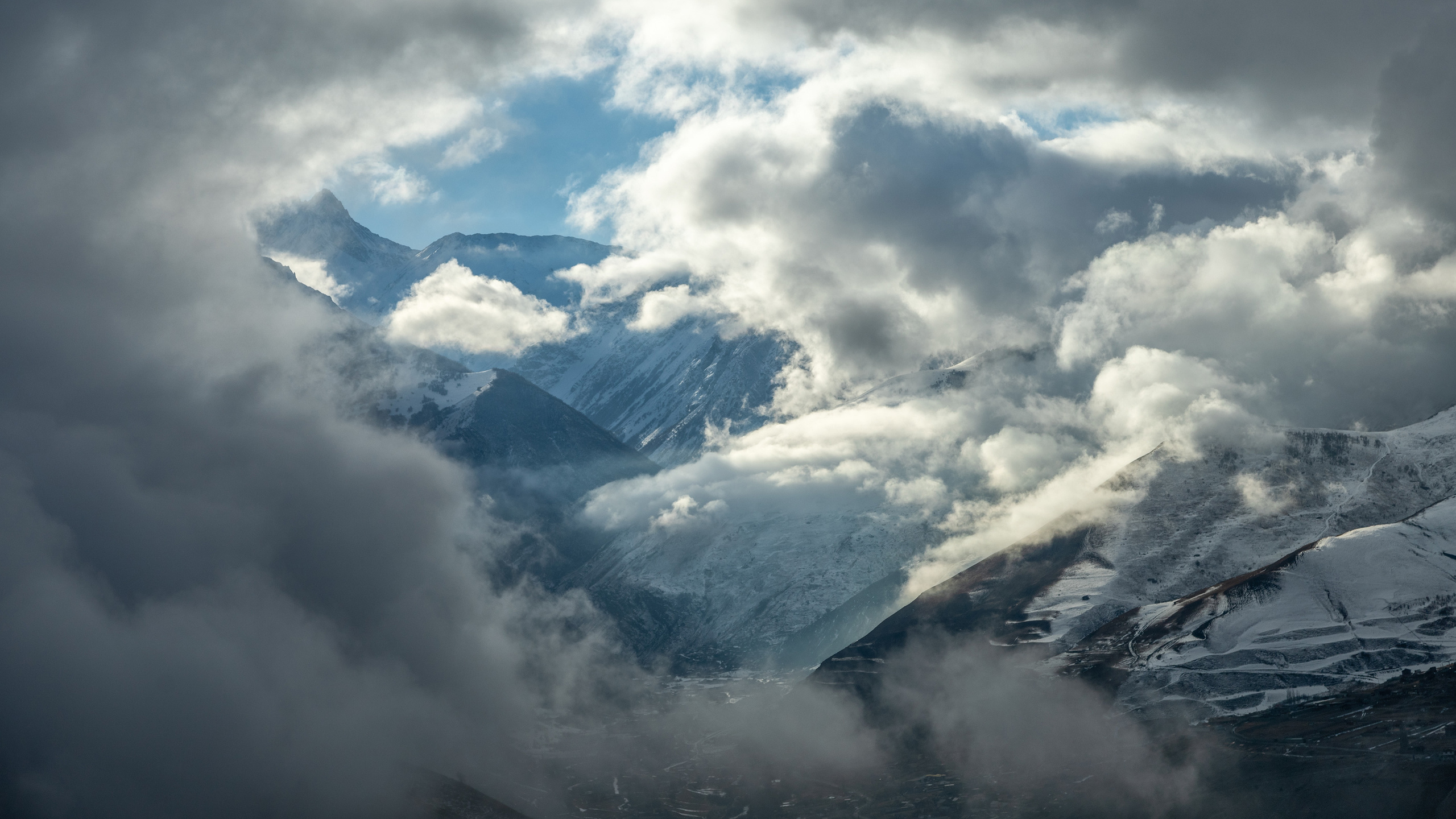 Джип туры по горам Осетии, фотосессии в горах