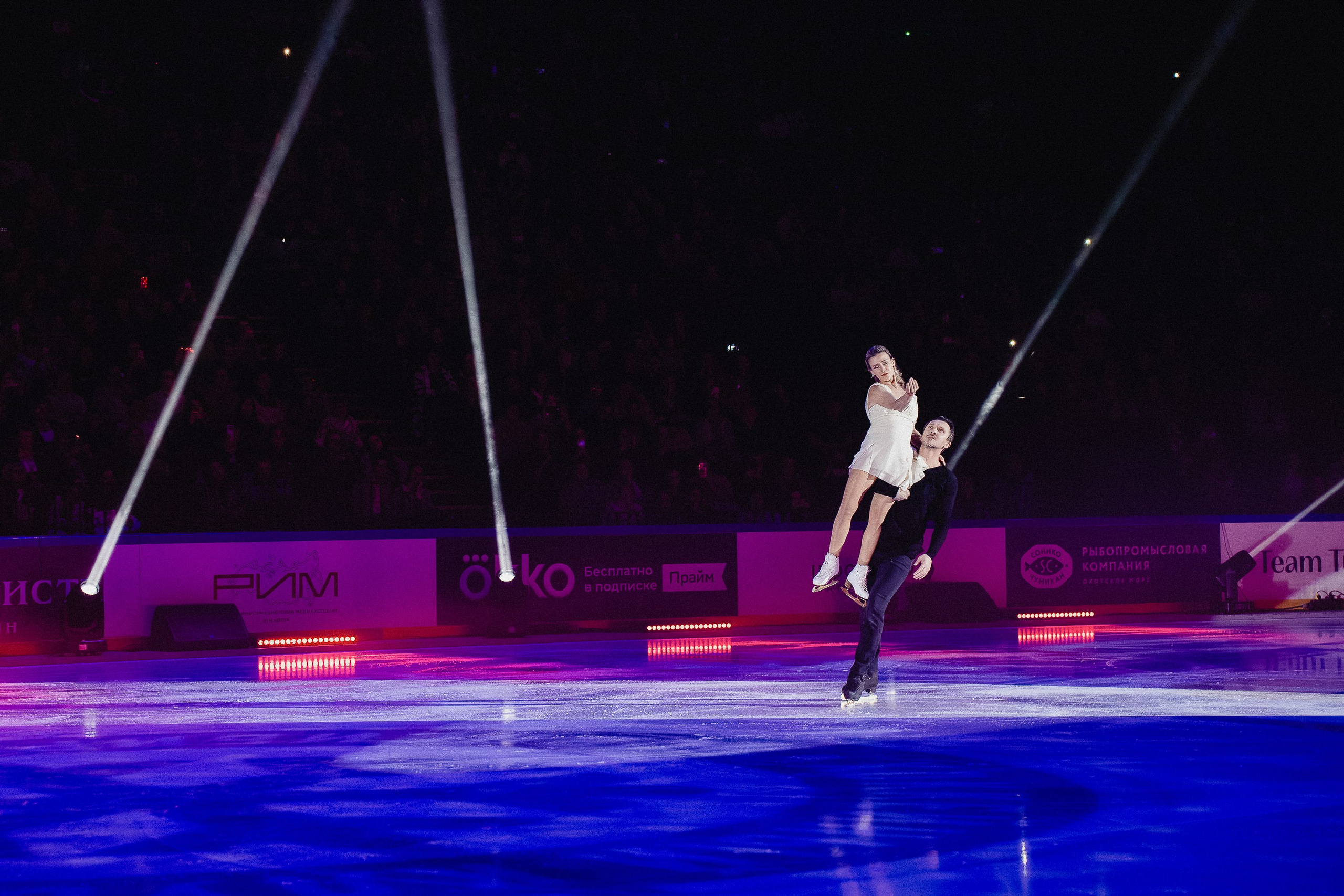 Шоу Этери Тутберидзе в Новосибирске. Воробьева Ксения — Спортивный и танцевальный фотограф Новосибирск