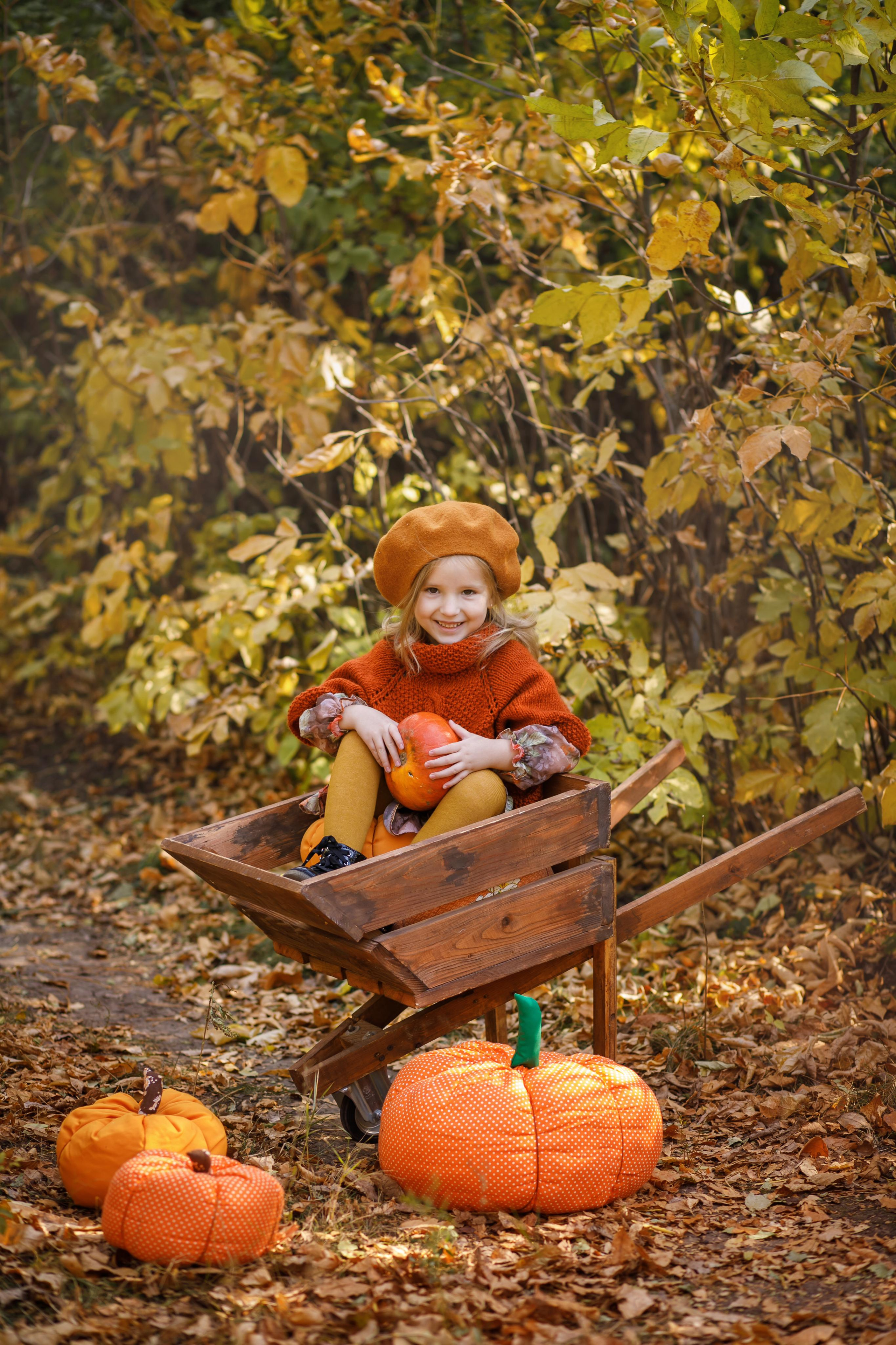 Яркие осенние сестрички. Семейный и детский фотограф в Ростове-на-Дону