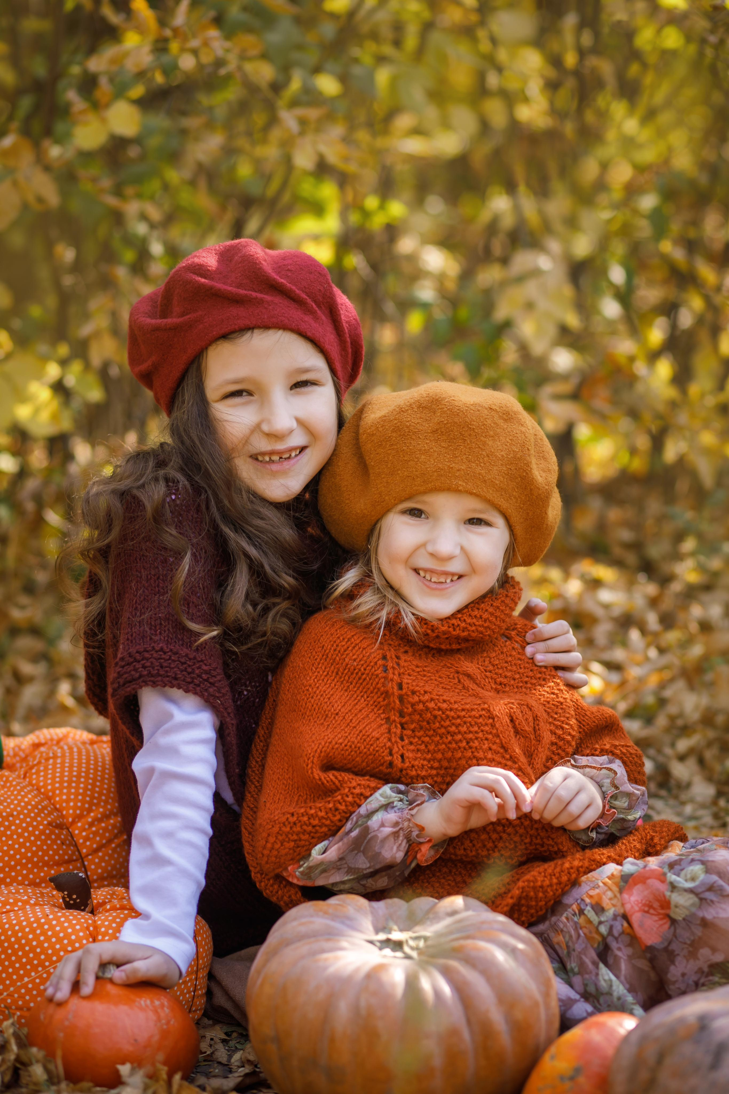 Яркие осенние сестрички. Семейный и детский фотограф в Ростове-на-Дону