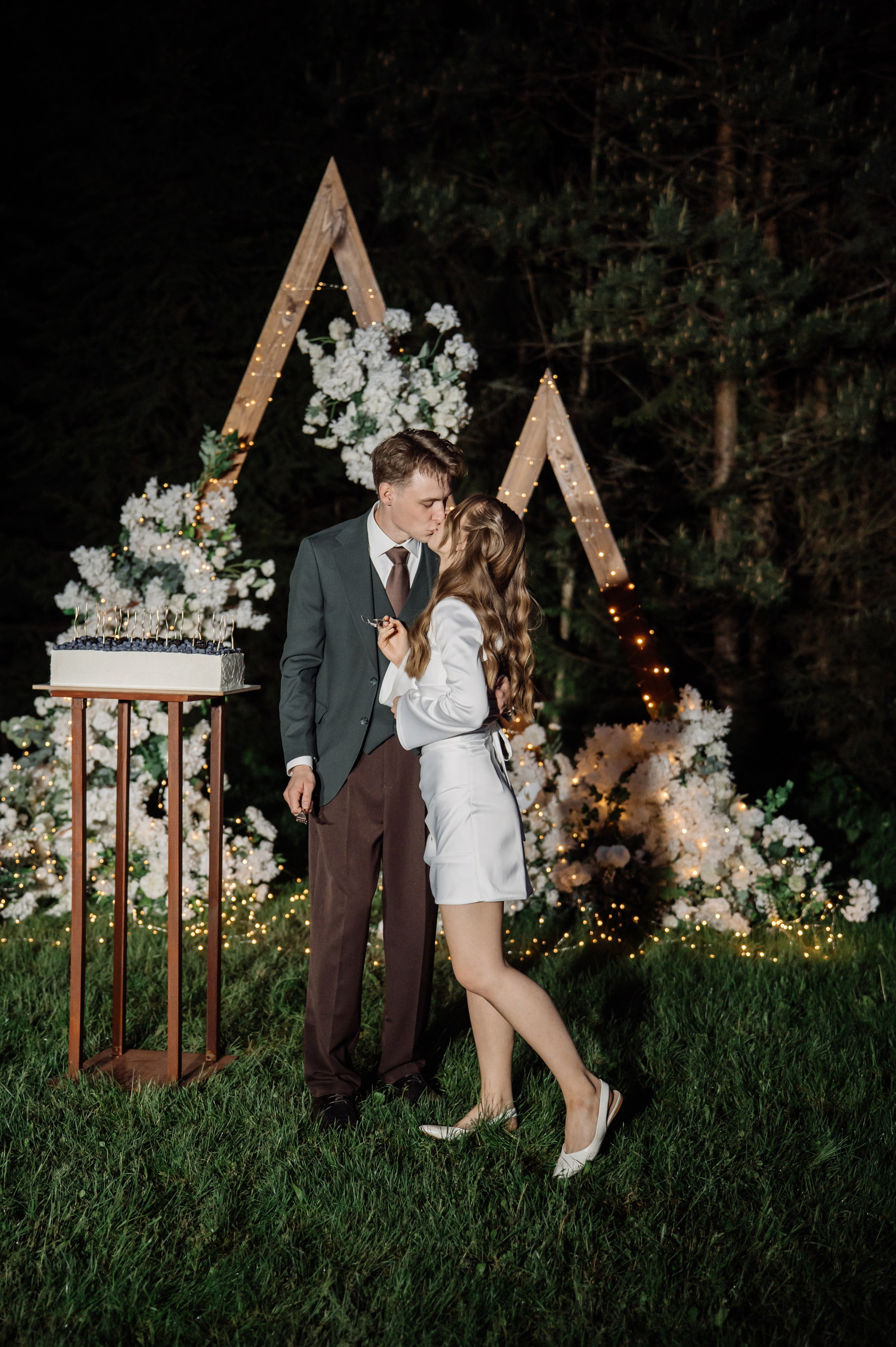 Свадебная фотосессия пары в Агроусадьбе Дачка бай