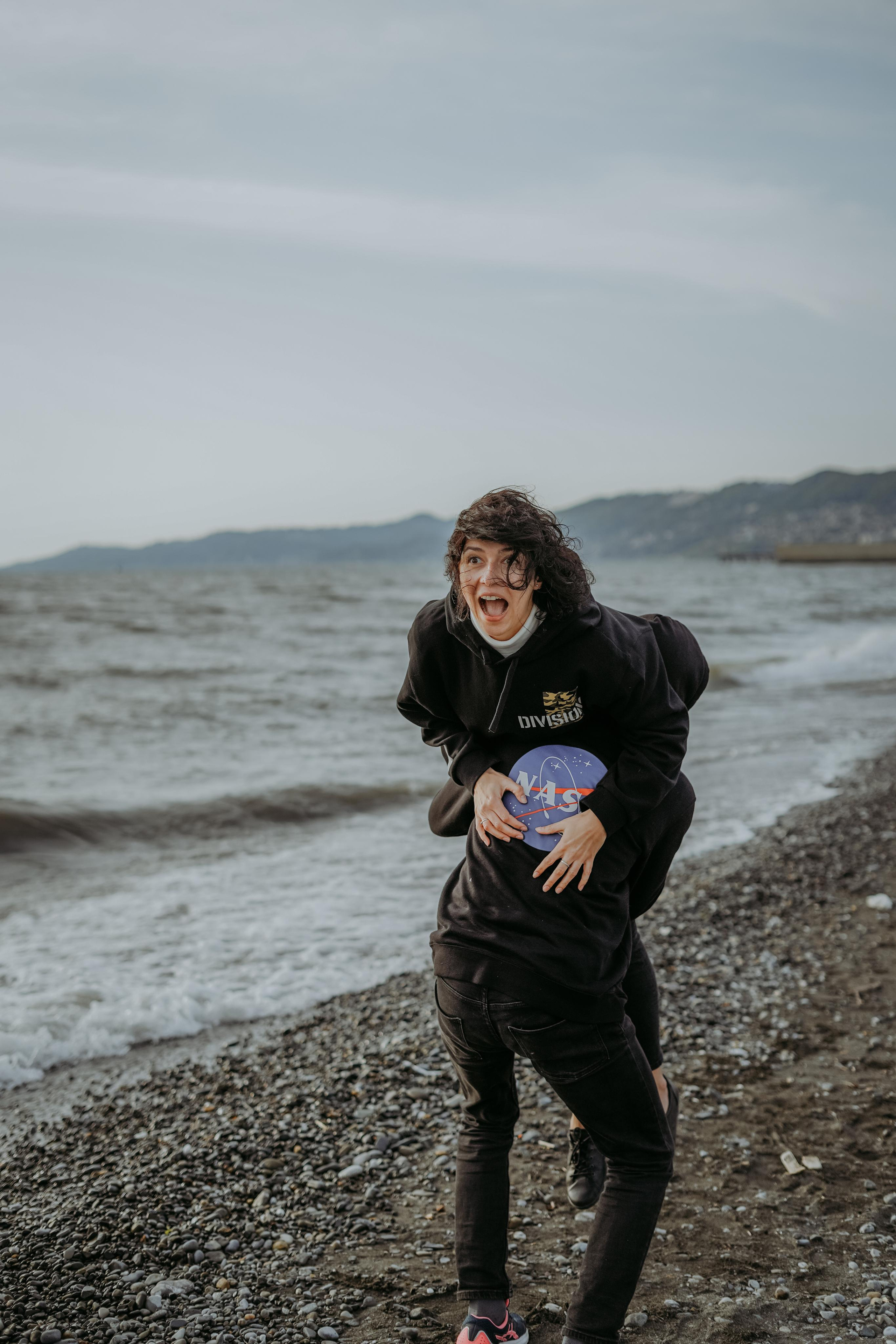 Анна и Алексей на пляже Ривьера в Сочи. Фотограф в Сочи и Абхазии | Фототуры | September Air