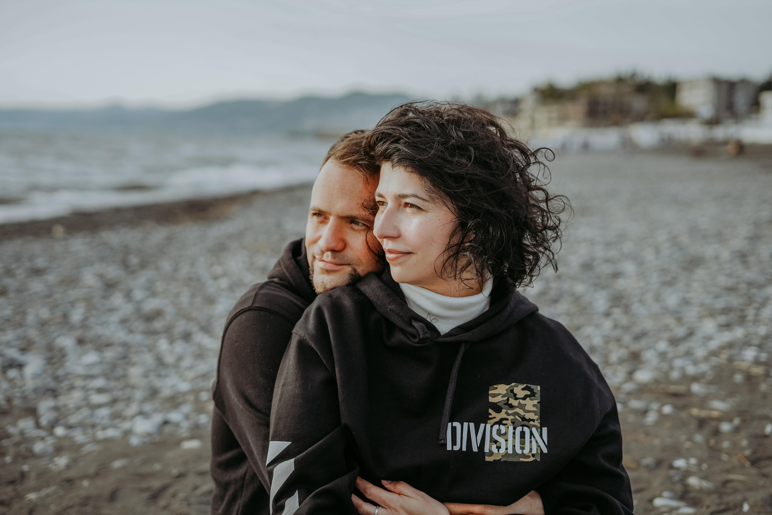 Анна и Алексей на пляже Ривьера в Сочи. Фотограф в Сочи и Абхазии | Фототуры | September Air