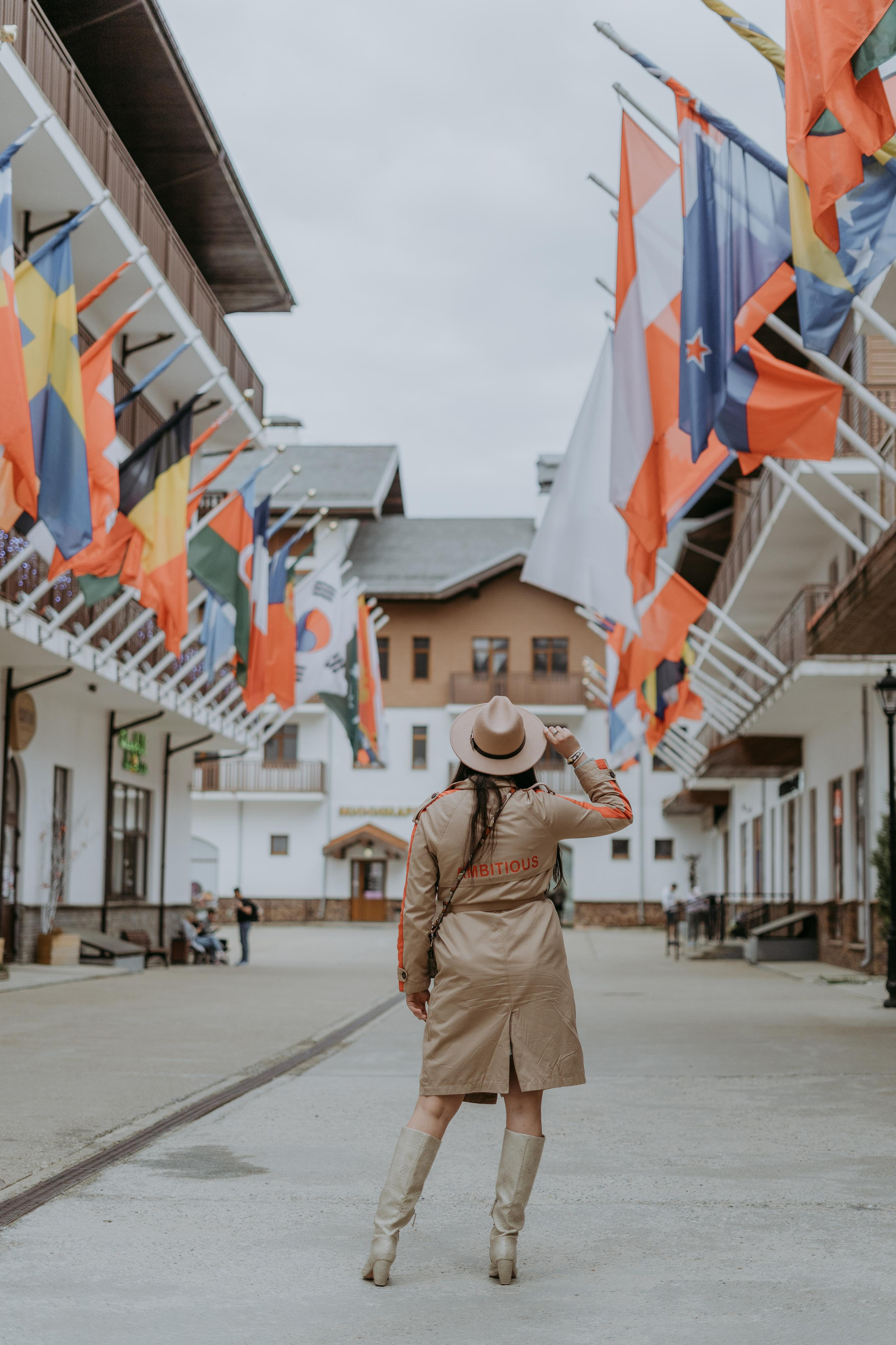Катя и Маша в Красной Поляне. Фотограф в Сочи и Абхазии | Фототуры | September Air