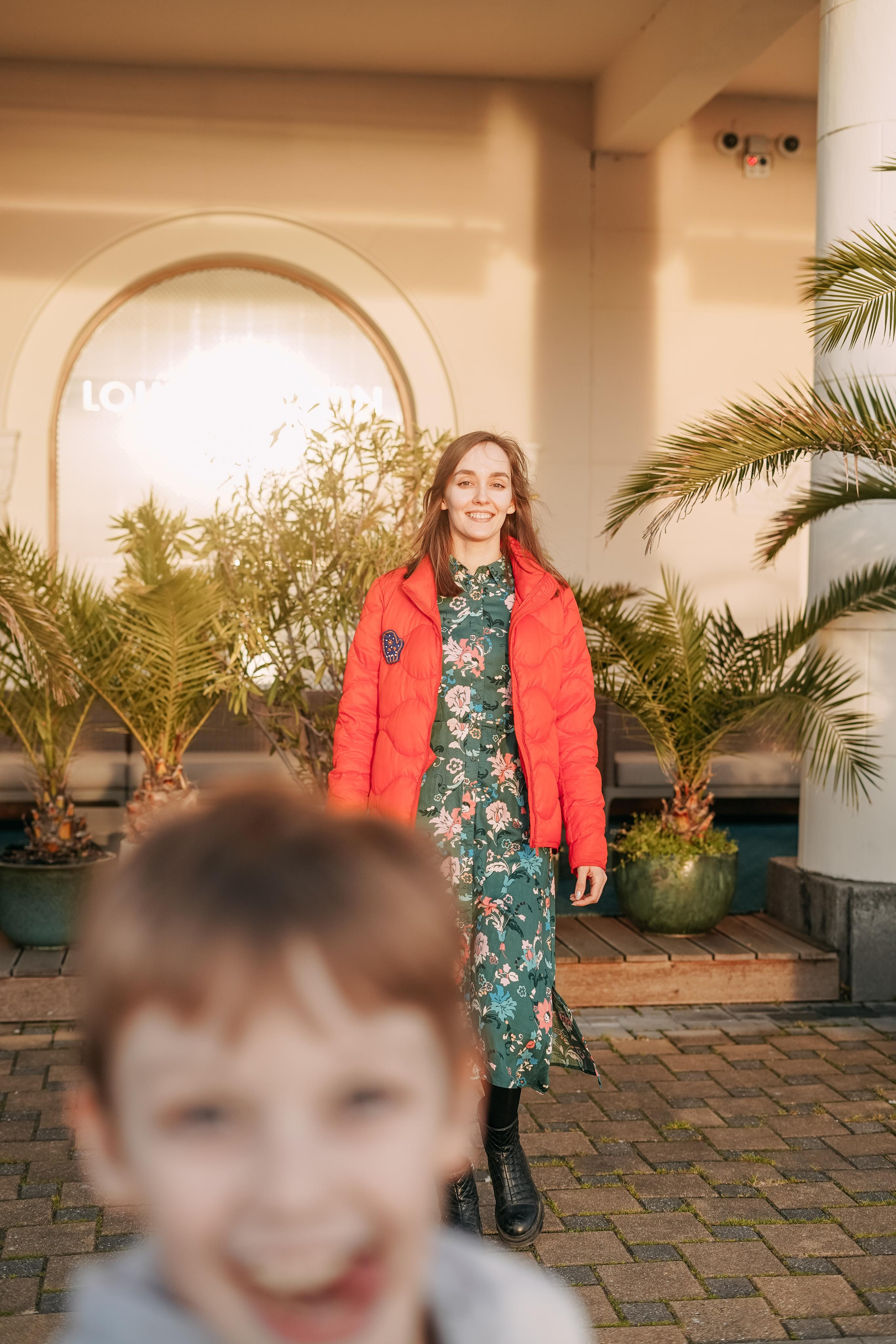 Артем, Надя, Миша, Коля и Федя в морском порту Сочи. Фотограф в Сочи и Абхазии | Фототуры | September Air