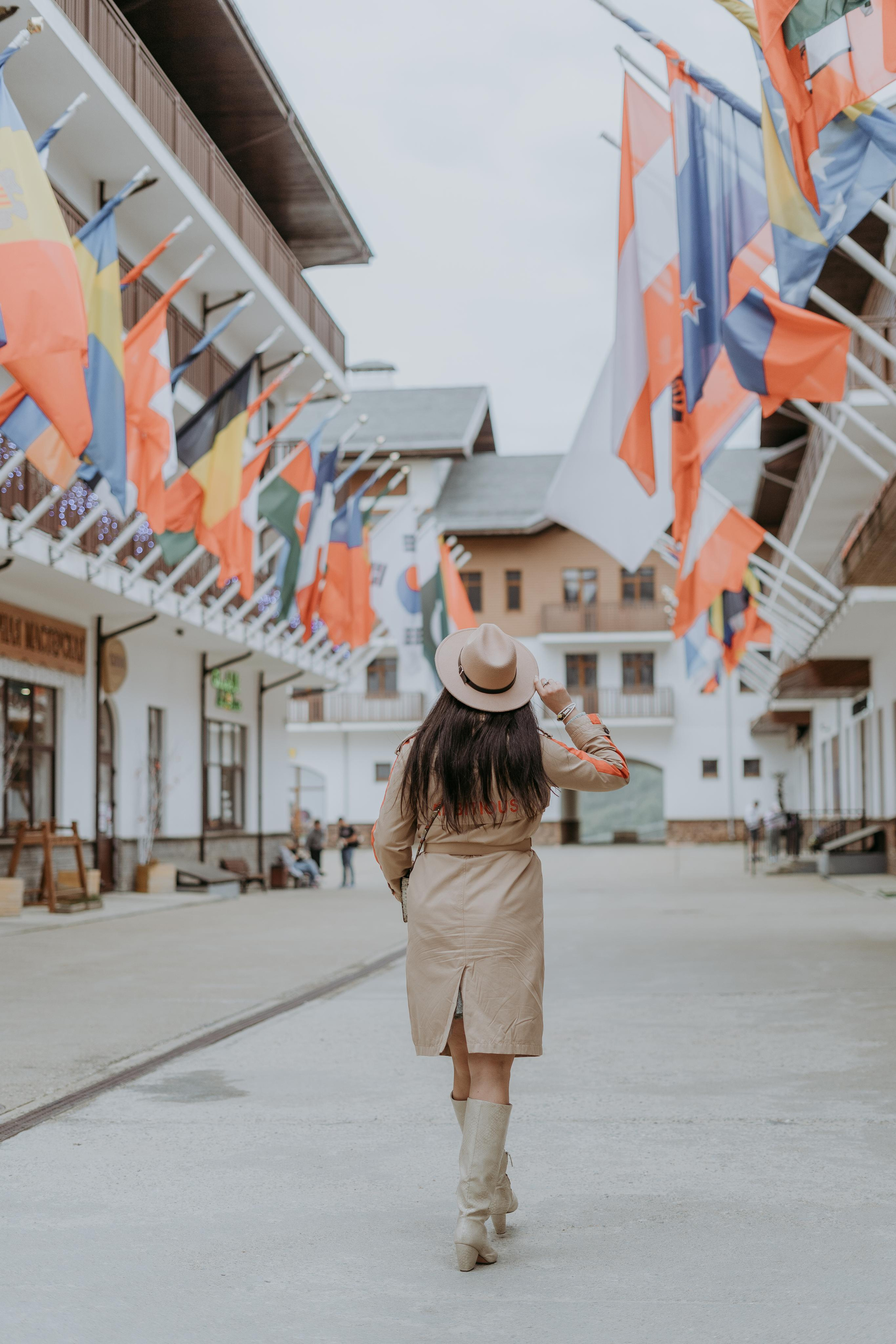 Катя и Маша в Красной Поляне. Фотограф в Сочи и Абхазии | Фототуры | September Air