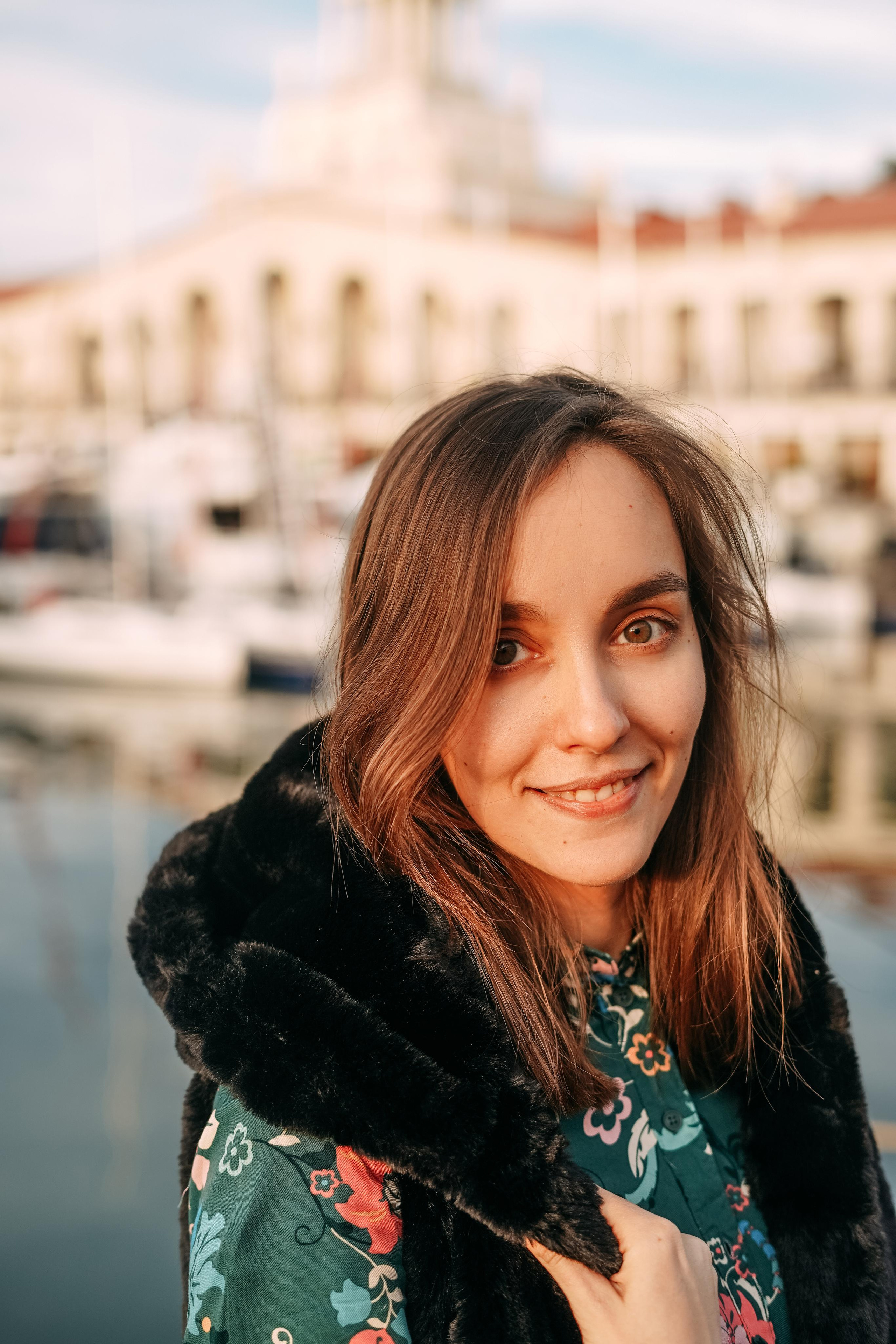 Артем, Надя, Миша, Коля и Федя в морском порту Сочи. Фотограф в Сочи и Абхазии | Фототуры | September Air