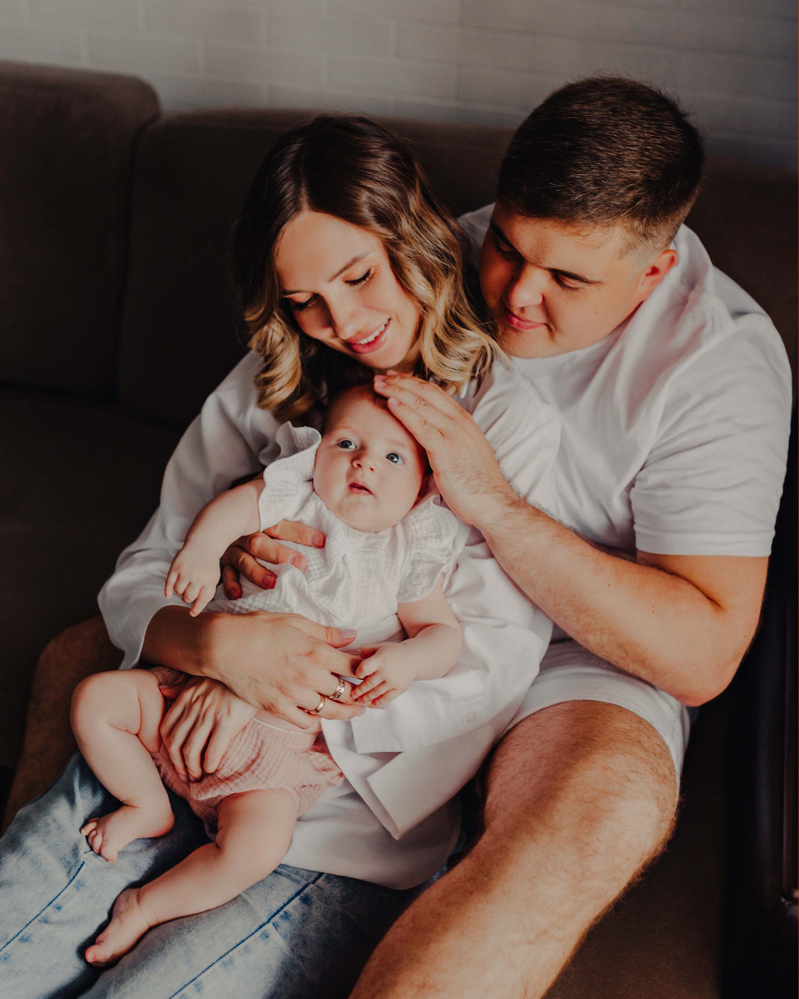 Домашняя съемка для Мирославы и ее родителей. Семейный и индивидуальный фотограф в Санкт-Петербурге Маргарита Щипкова