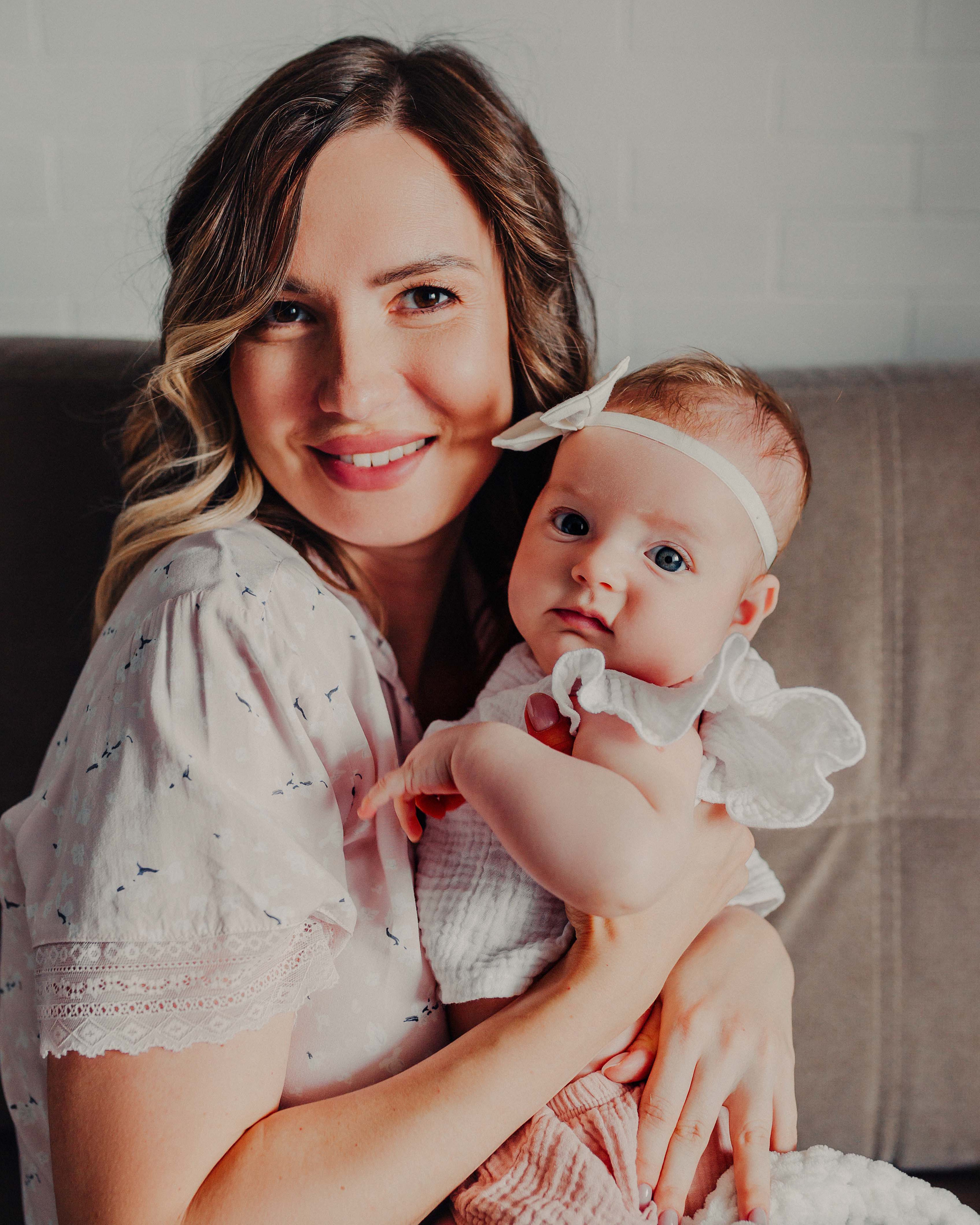 Домашняя съемка для Мирославы и ее родителей. Семейный и индивидуальный фотограф в Санкт-Петербурге Маргарита Щипкова