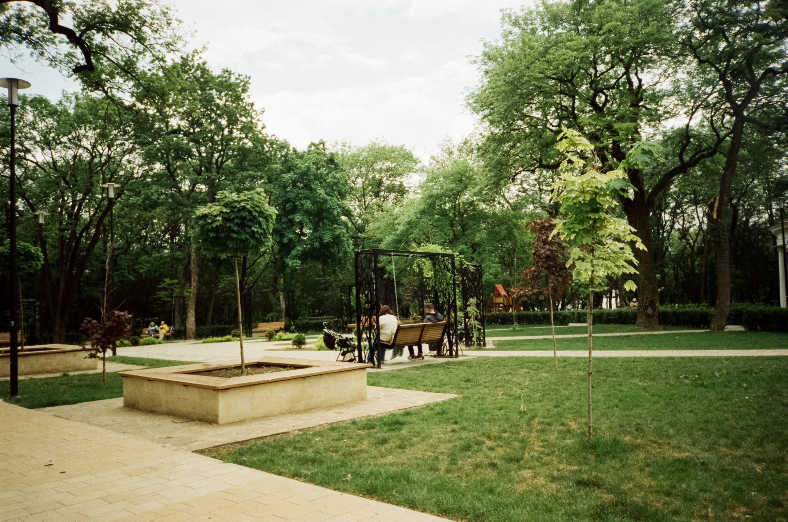 Прогулка в Курортном парке. Ессентуки. Фотограф-документалист Мария Осокина