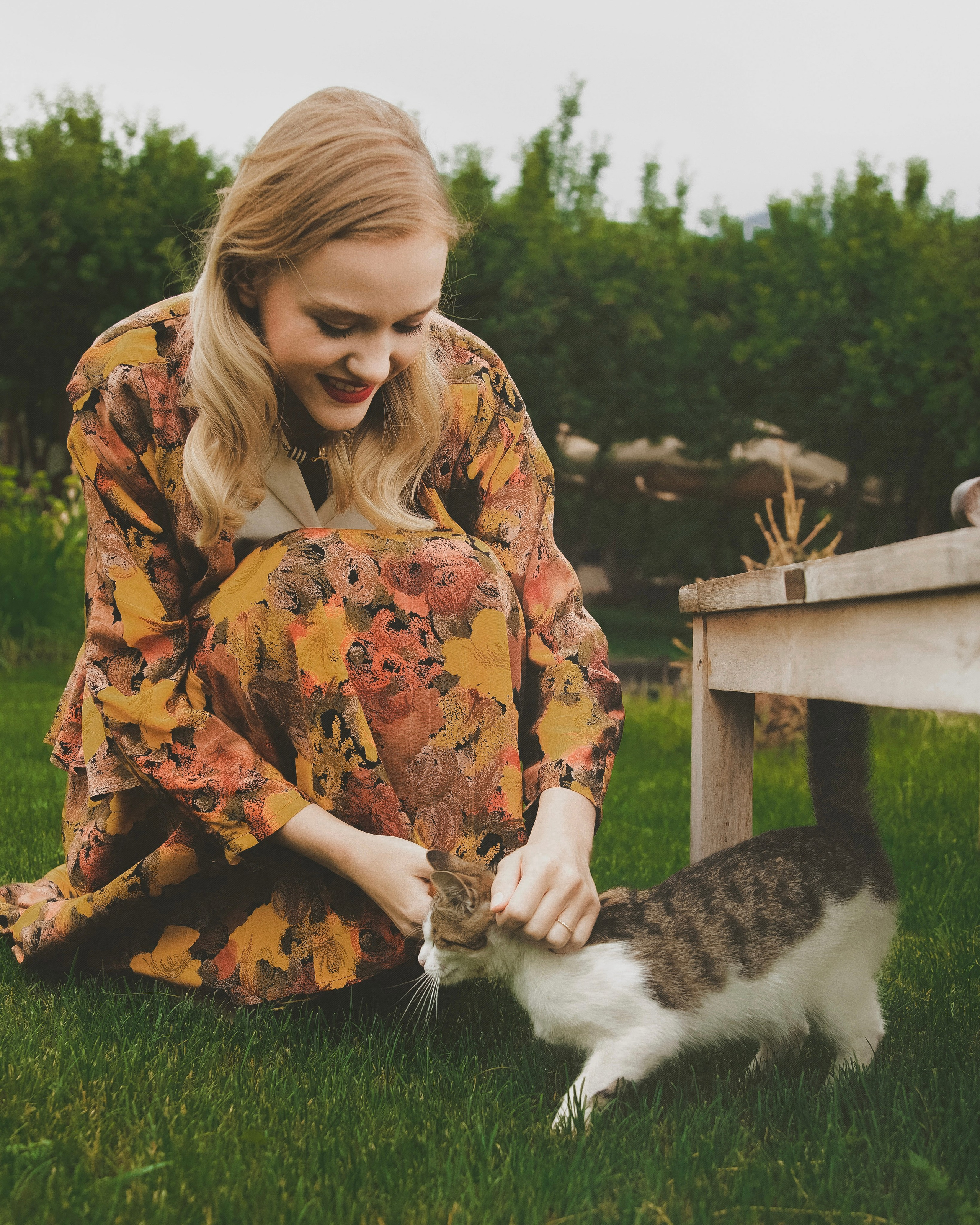 Près de l'arbre. Fashion, portrait, personal photographer. Almaty, KZ