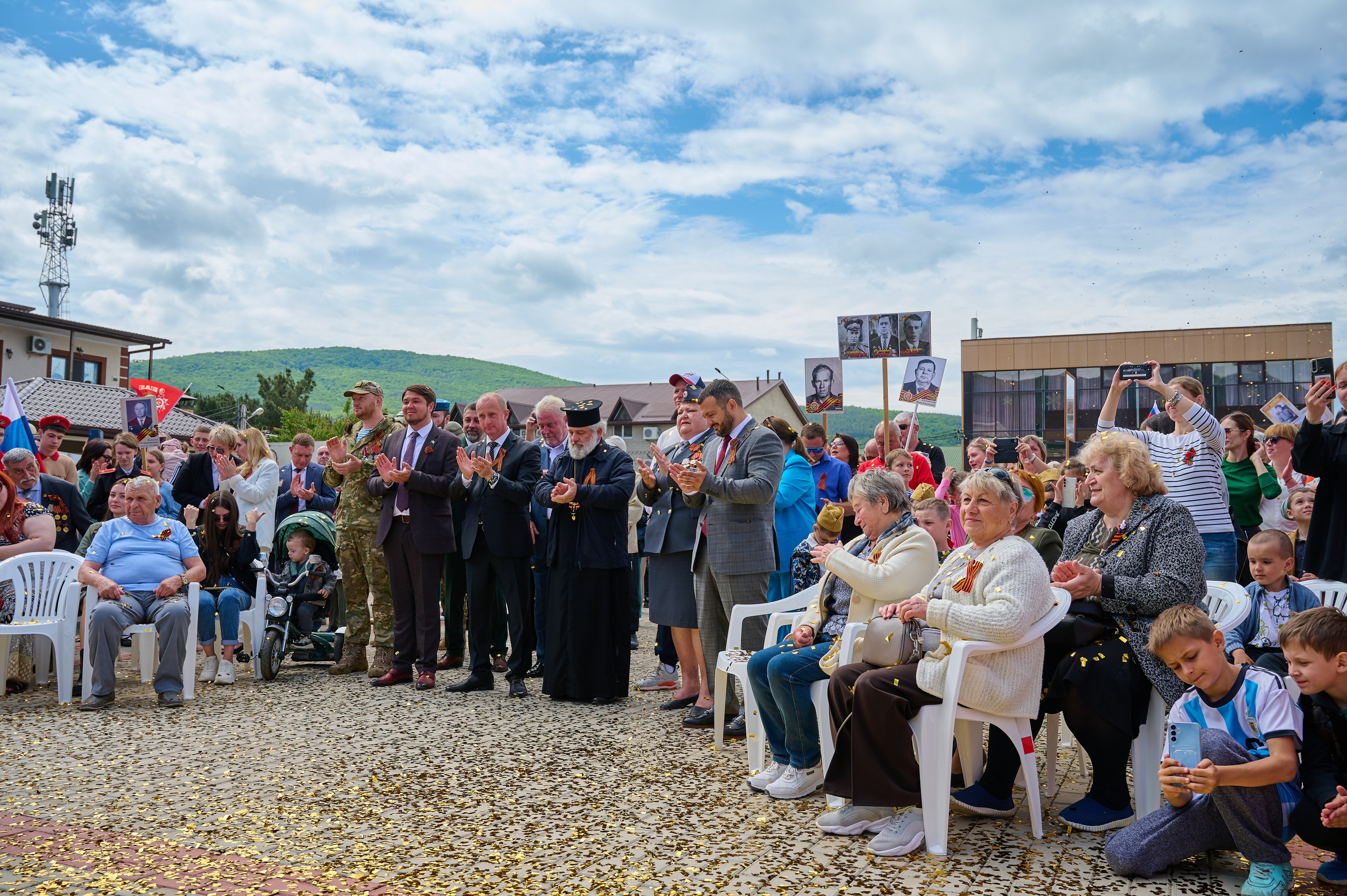 Митинг 9 мая. Жизнь курорта Кабардинка в фотографиях