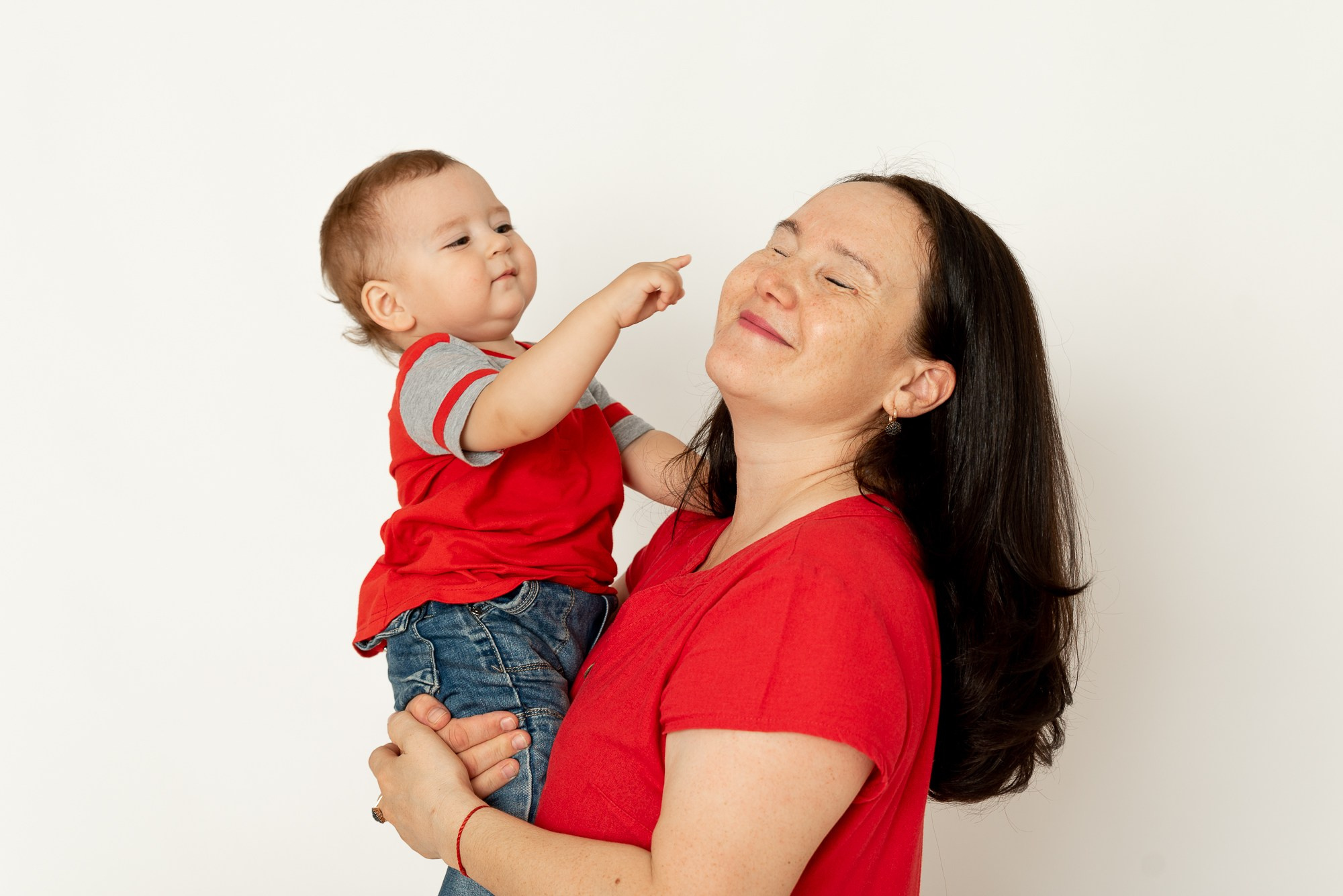 Годовасие ВСЕ ВКЛЮЧЕНО малыш Михаил. Фотограф новорожденных в Нижневартовске Лара Курдюкова