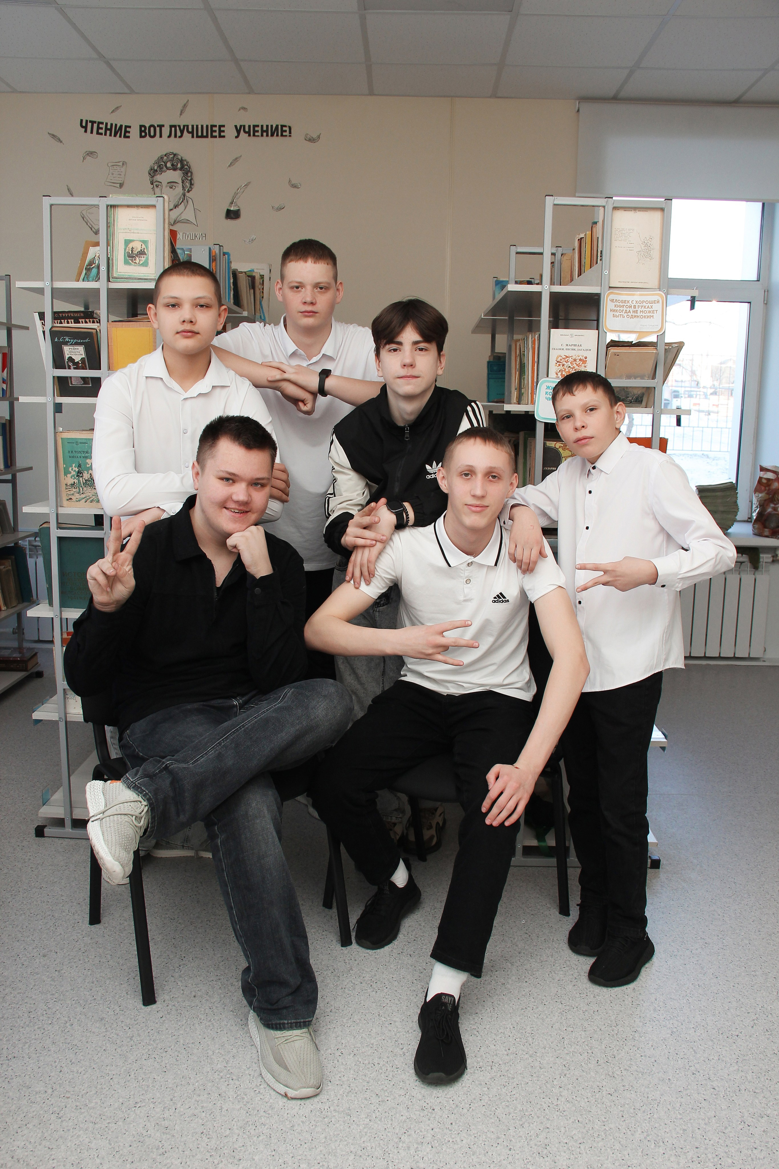 Выпускные альбомы для школ и Детских садов в Барнауле /Выпускные/Свадебные/Детские/Семейные и др. виды съёмок /Фотограф Вера Валейко