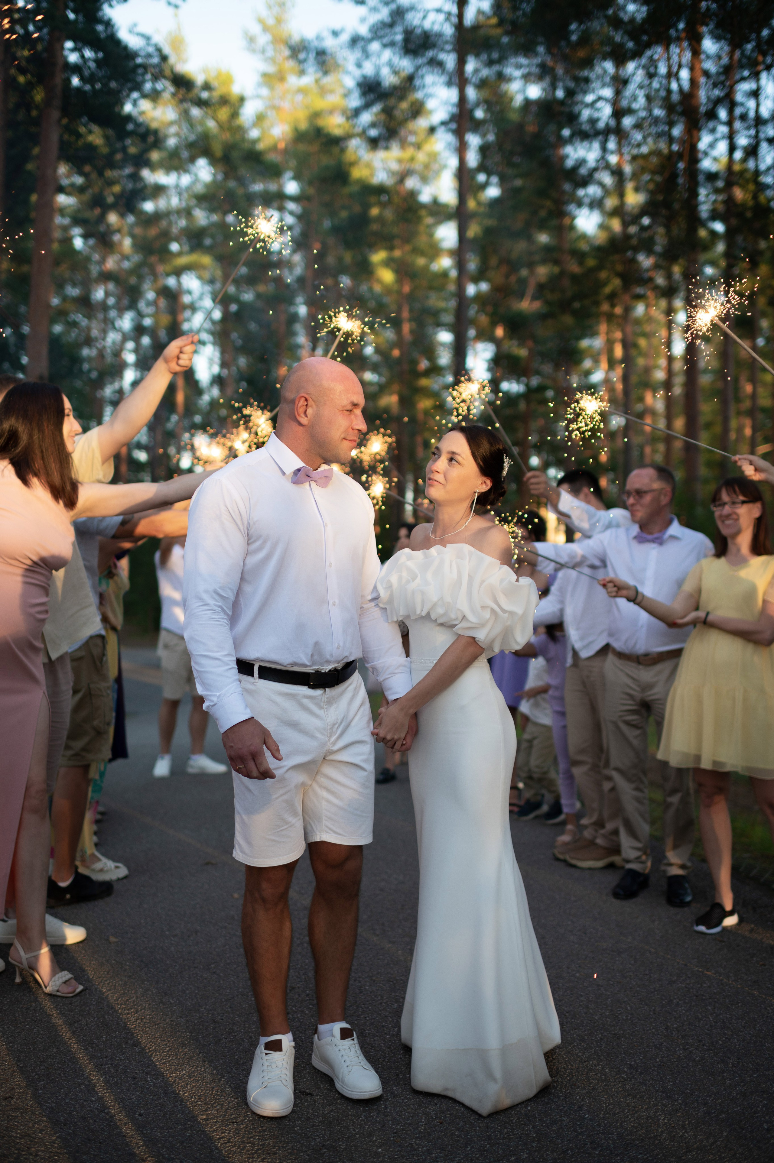 Летняя свадьба В Санкт-Петербурге и красивой выездной регистрацией Даши и Саши. Воздушная свадебная фотосессия в Петербурге. Портретный, семейный и свадебный фотограф в Санкт-Петербурге и в Пушкине Ширяев Денис