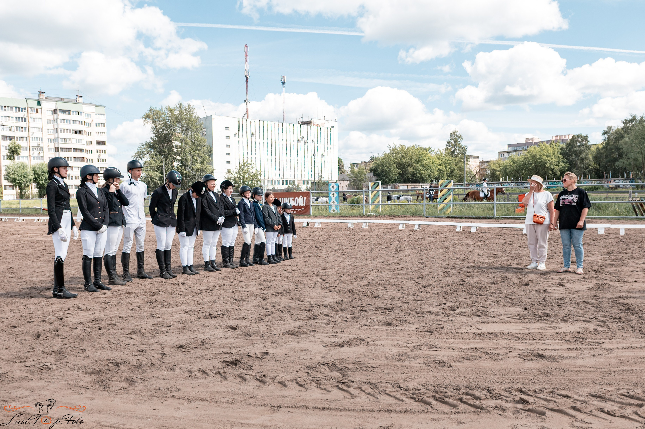 Областные соревнования по выездке. Тверь. Конный и фотограф с животными в Твери Топталова Люся
